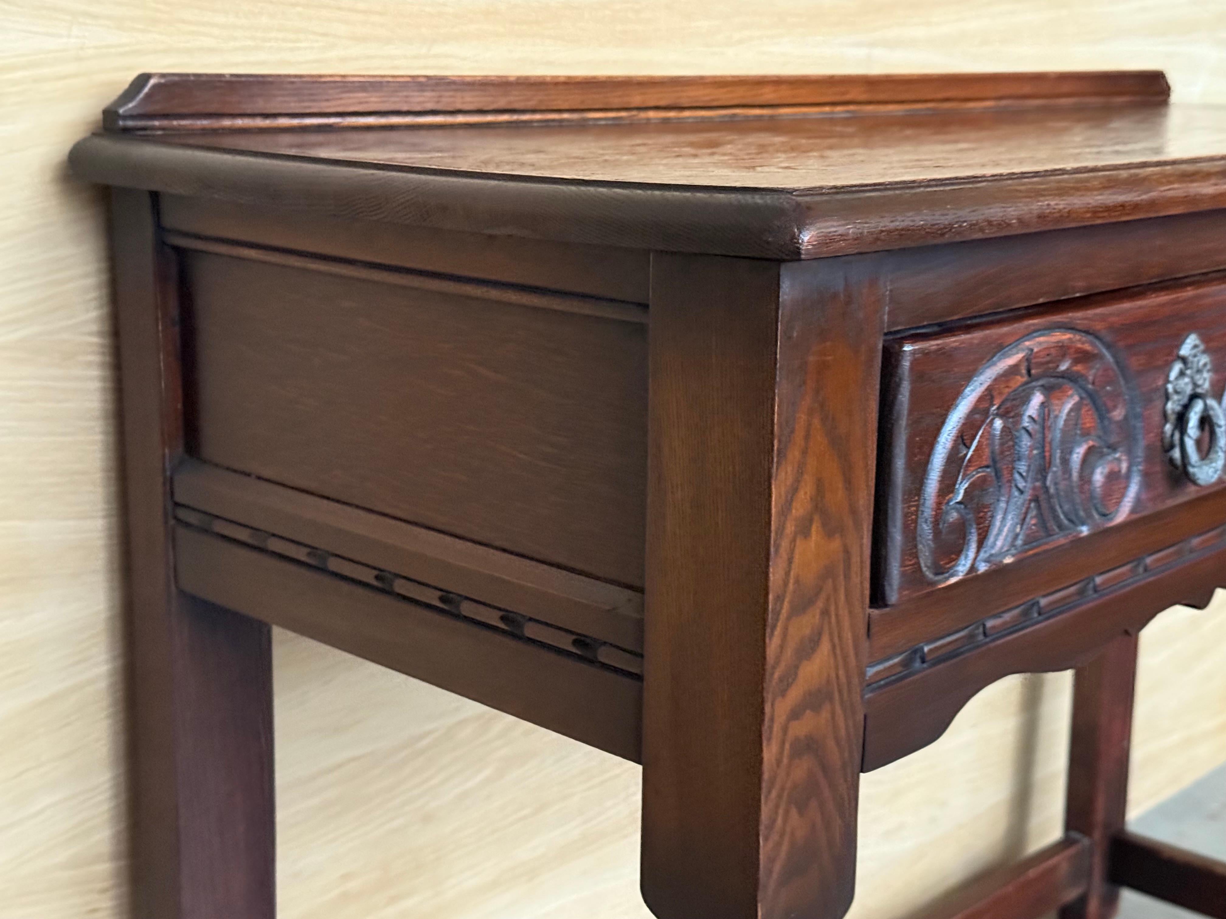 Spanish Country Walnut Sofa Table or Console table with Carved Drawers For Sale 4