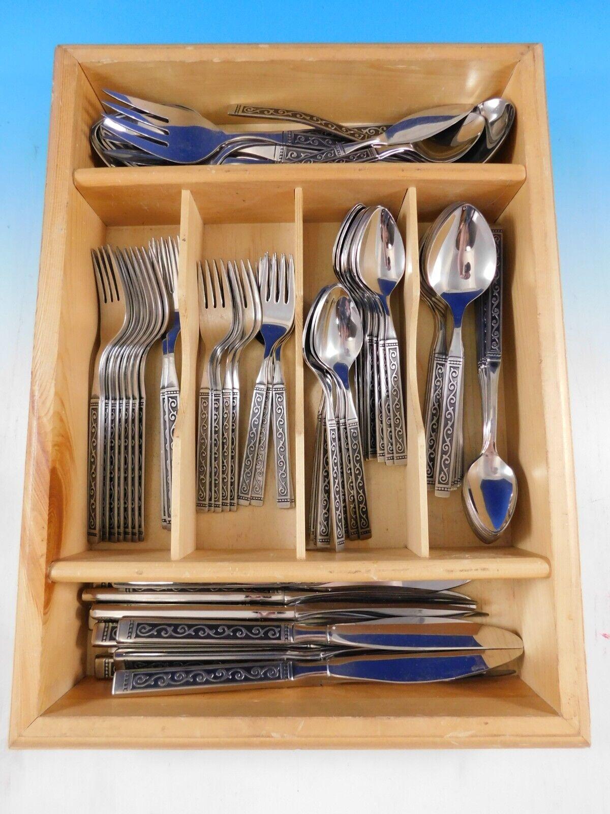 Spanish Court by Oneida stainless steel flatware set with black accent textured handles. This 96 piece set includes:

12 Knives, 9 1/4