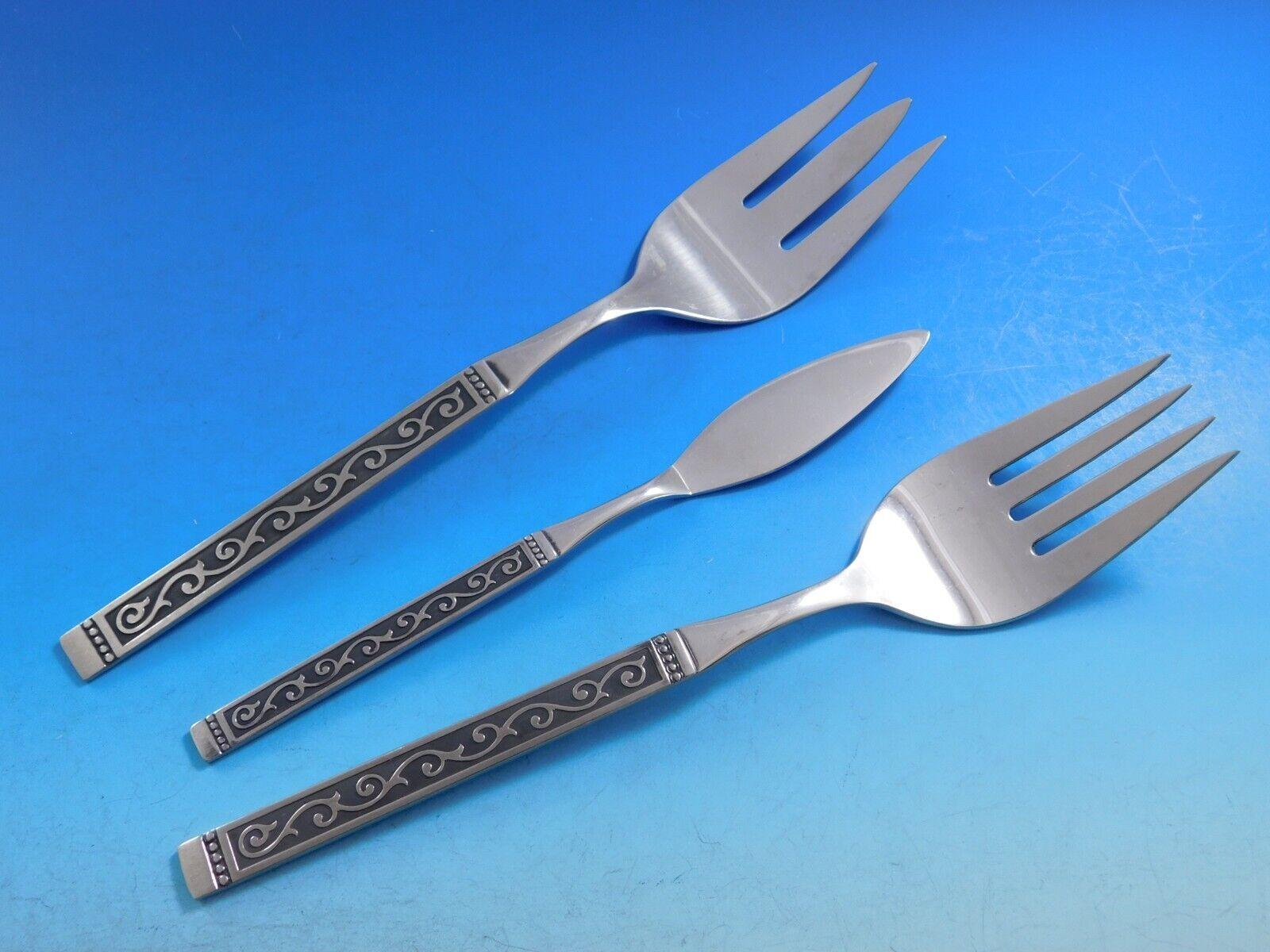 Spanish Court by Oneida Stainless Steel Flatware Set for 12 Service 96 pieces 5