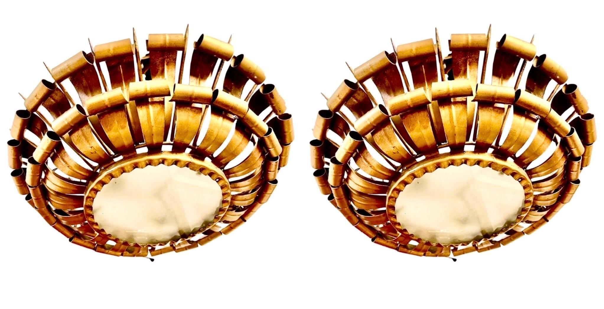 Luminaire PAIR en métal doré et verre dépoli , circa 1950 en vente