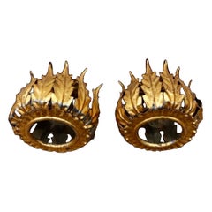 Illuminazione da parete Crown of Light spagnola in metallo dorato Florentine, circa 1950