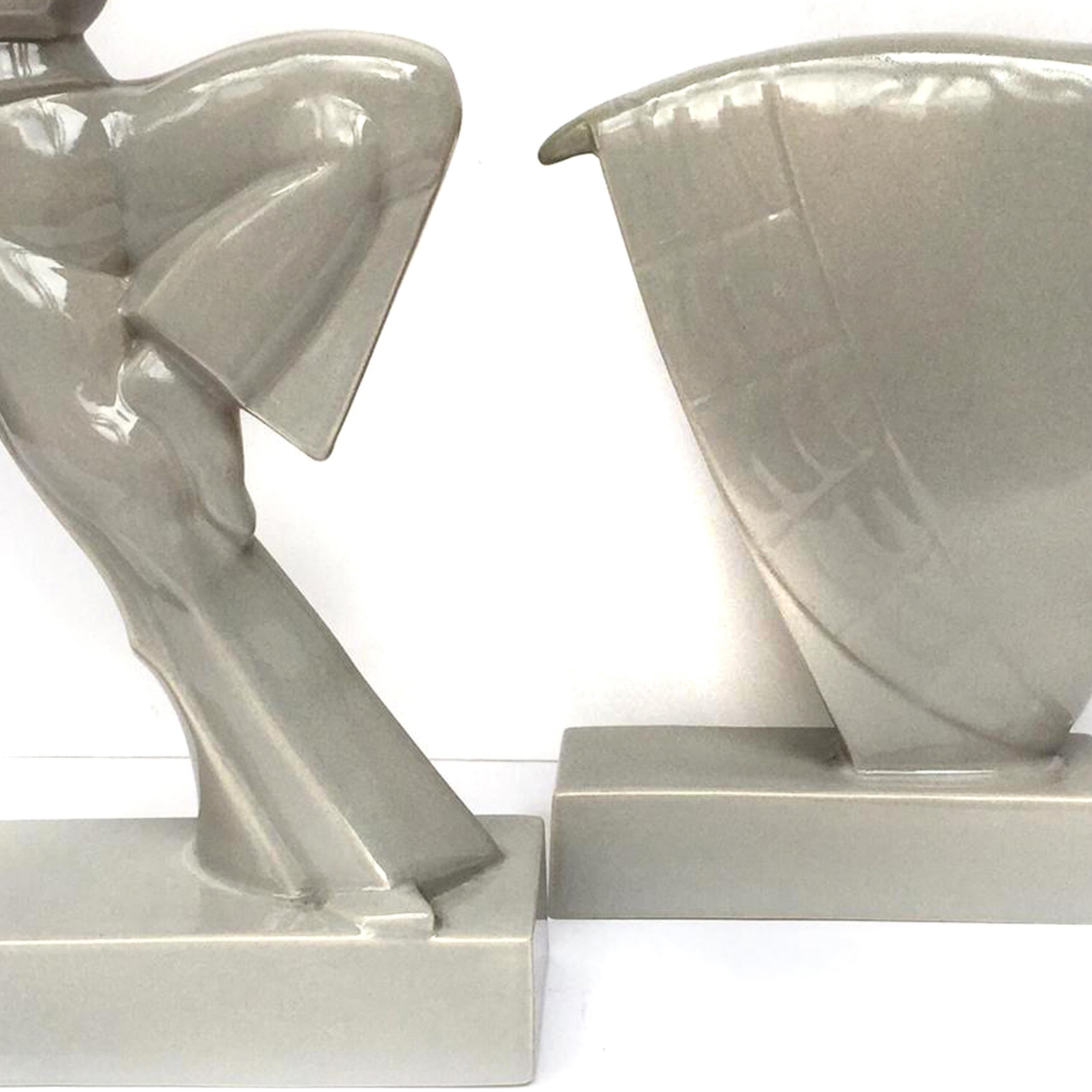 Art déco Paire de grandes figurines de danseurs espagnoles en porcelaine ROBJ Paris, France 1929-1930 en vente