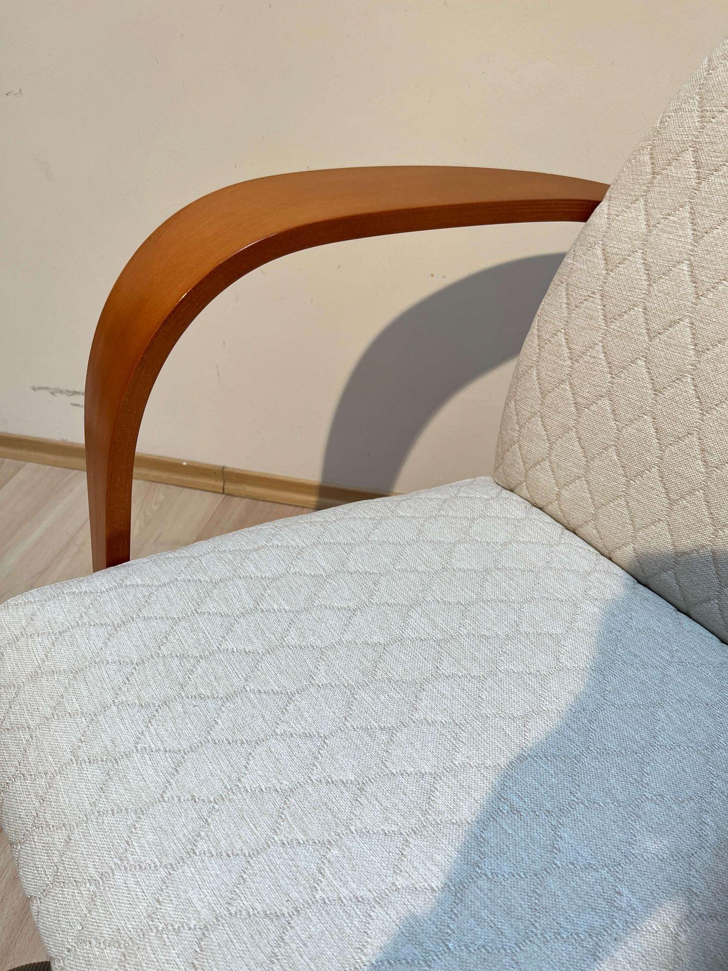 Design Arm Chair, Beech Wood, Cream-white Quilt Fabric, Spain, 1990s For Sale 9