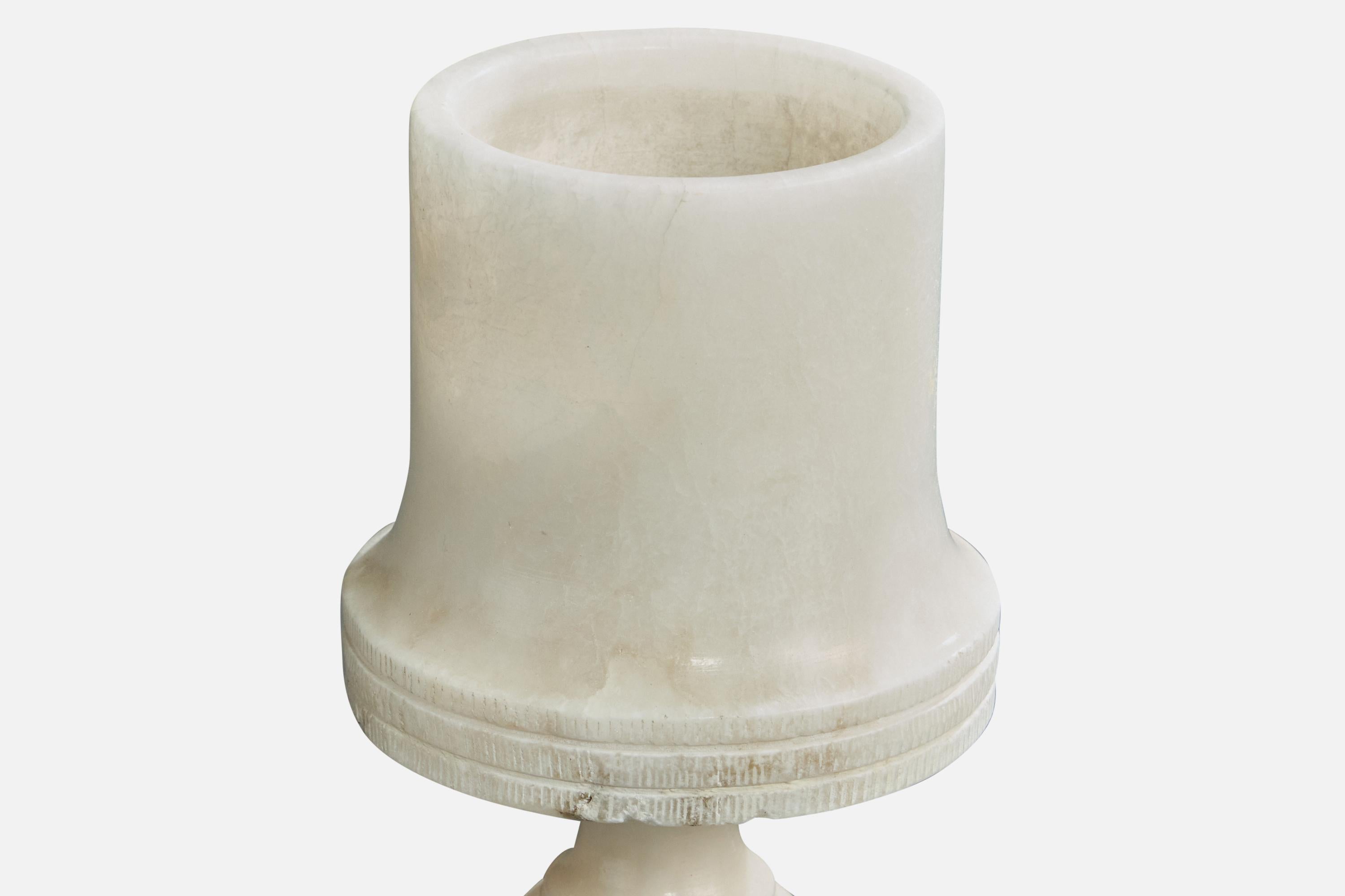 Espagnol Designer espagnol, lampe de table, albâtre, Espagne, années 1970 en vente