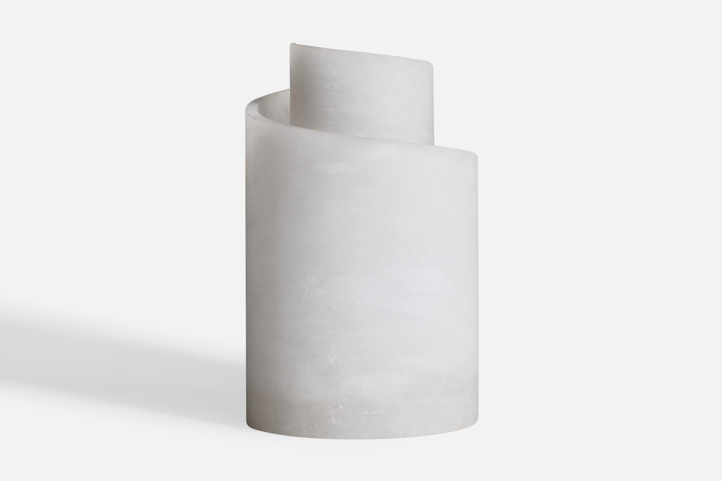 An alabaster table lamp likely designed and produced in Spain, c. 1980s.

Dimensions of Lamp (inches): 8.5
