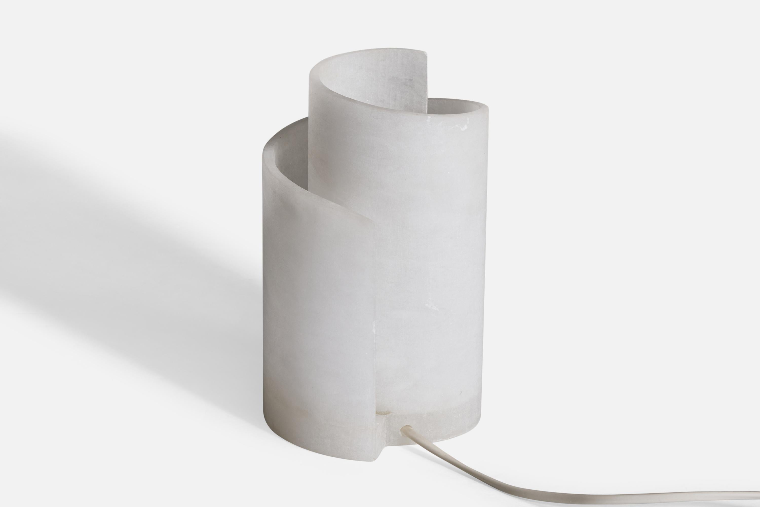 Spanish Designer, Table Lamp, Alabaster, Spain, 1980s In Good Condition For Sale In High Point, NC