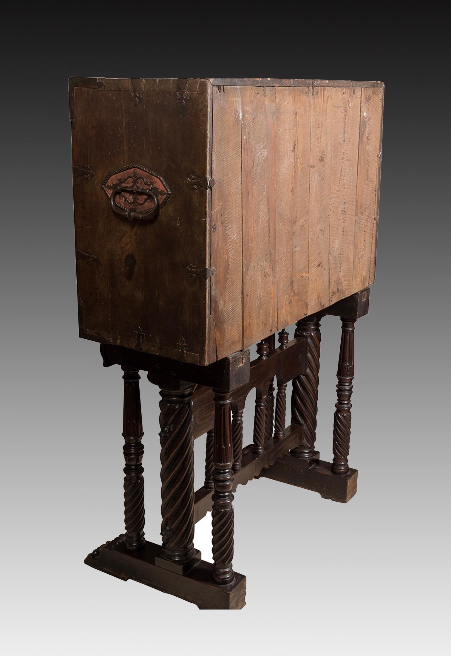 18th Century and Earlier Spanish Desk or Cabinet or Bargueño, 17th Century, Stool or Base, 19th Century