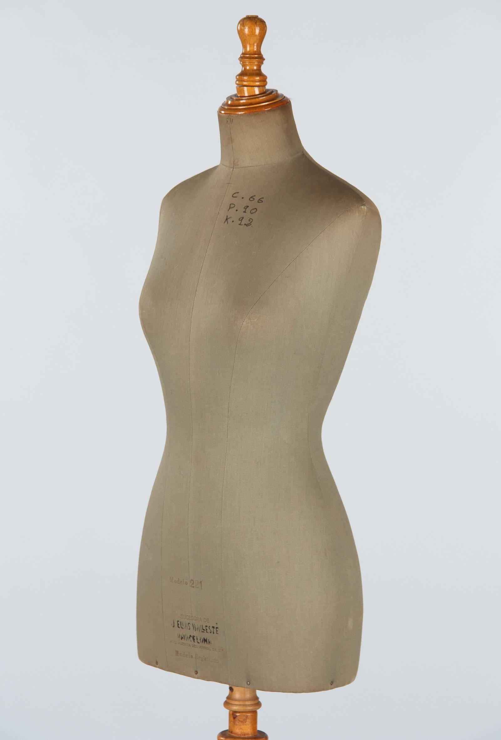 20th Century Spanish Dress Form Mannequin by J. Elias Balleste, Early 1900s