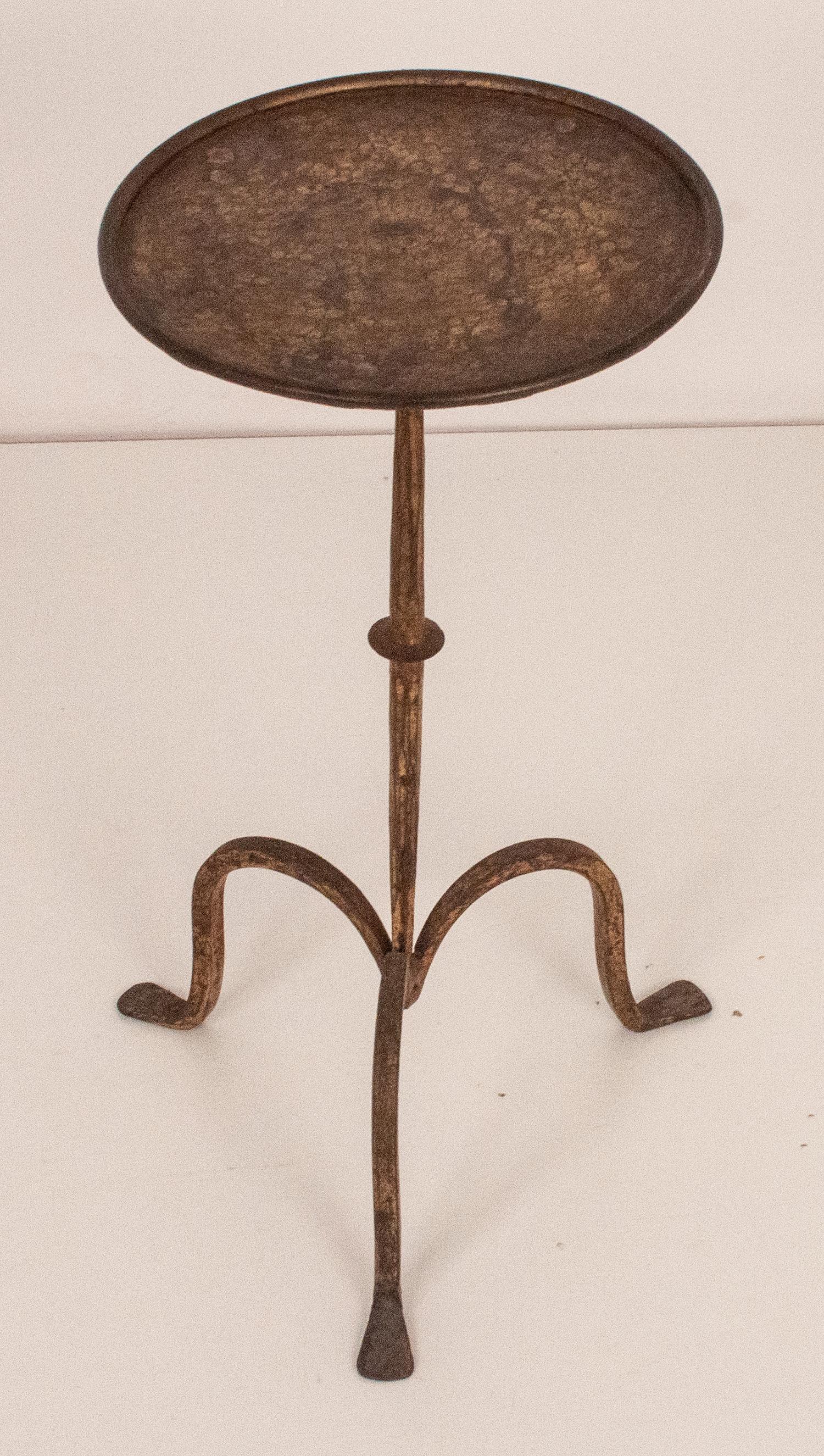 Spanish Drink Table or End Table in Wrought Gilt Iron, 1940s 3