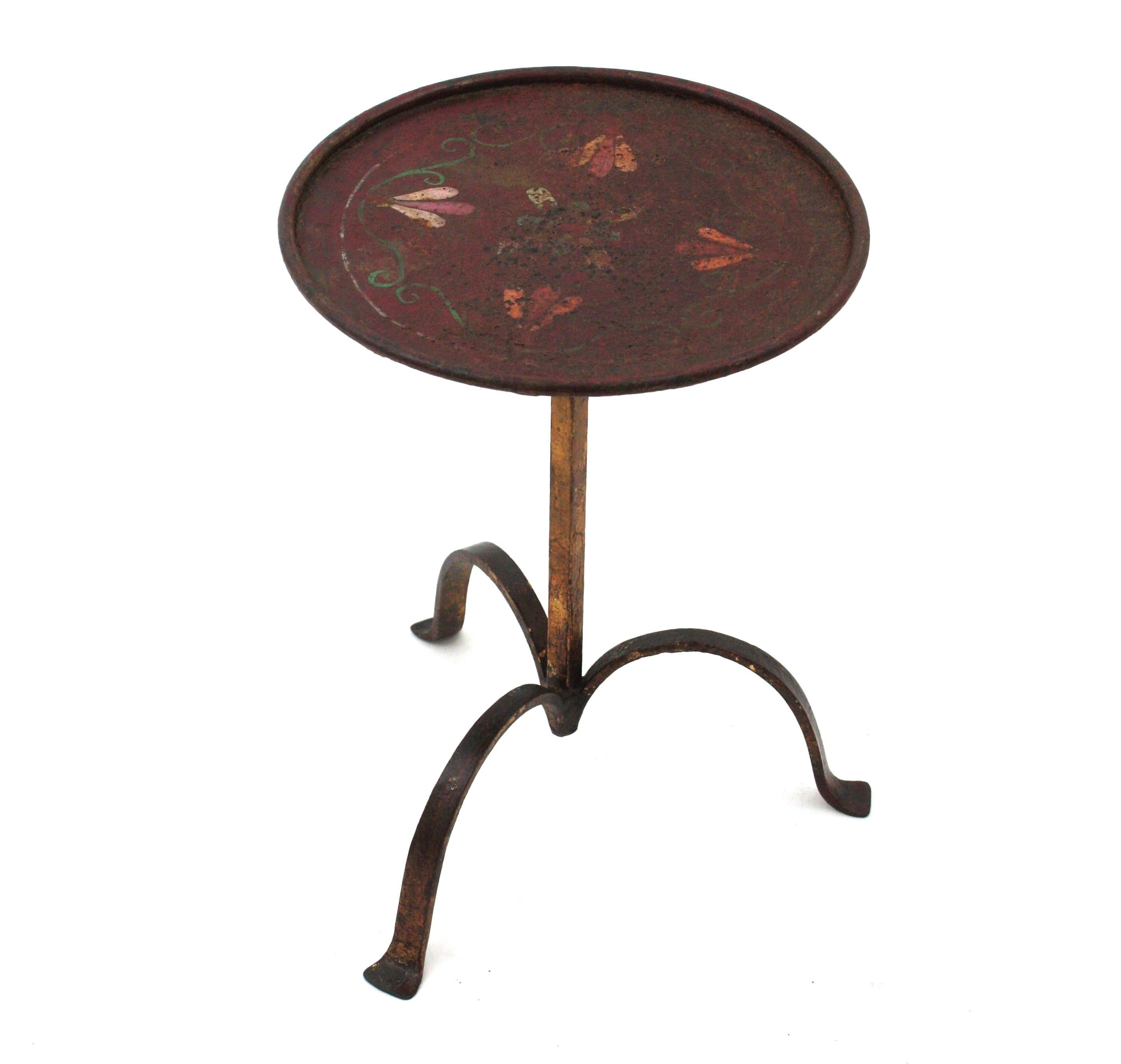 20th Century Spanish Drinks Table, End Table, Martini Table in Polychromed Gilt Iron, 1940s For Sale