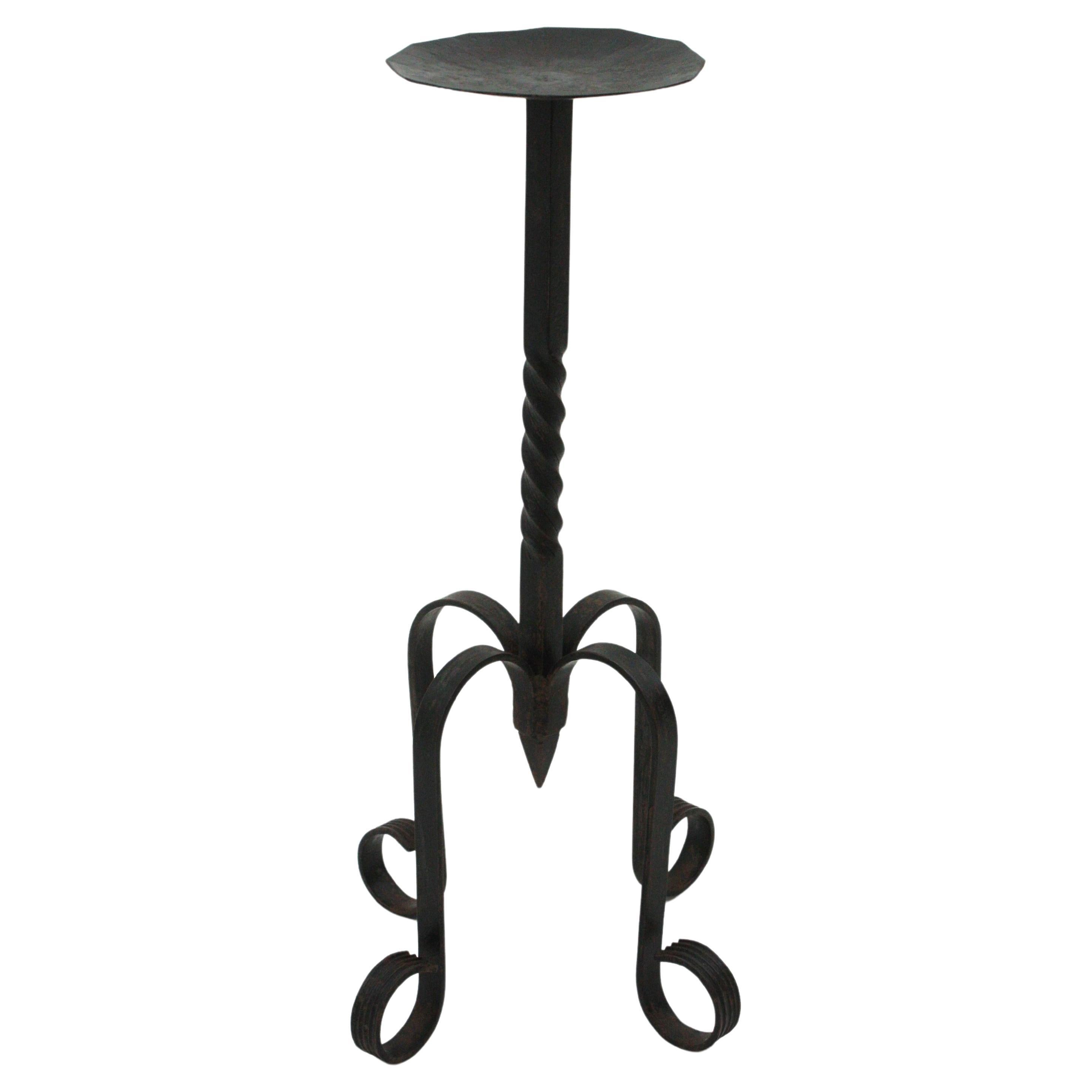 Spanish Drinks Table / Side Table / Gueridon in Wrought Iron For Sale 2