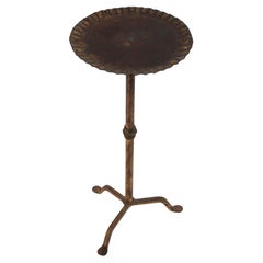 Tavolino spagnolo Gueridon / Tavolino in ferro dorato Parcel, anni '50