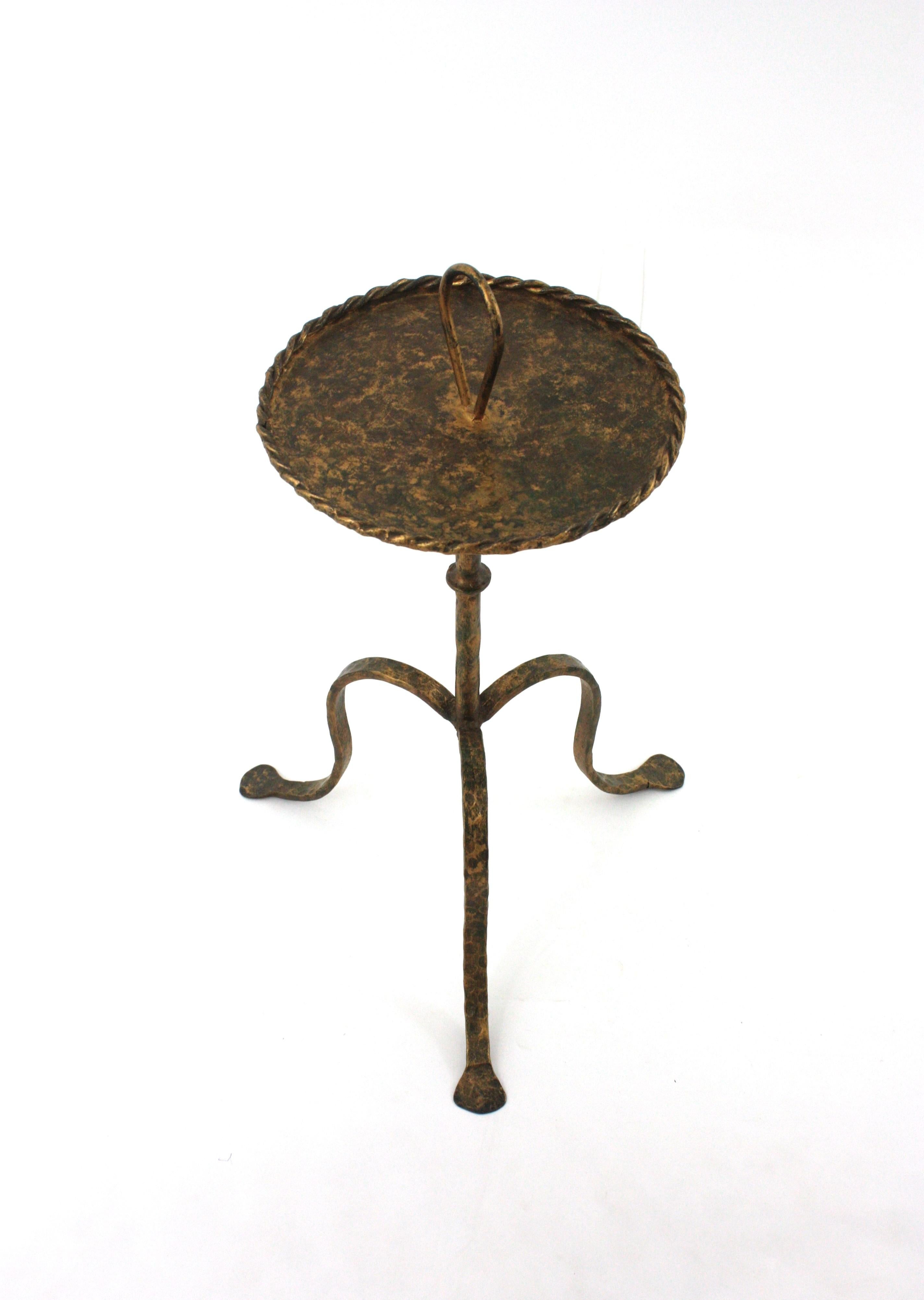Spanish Drinks Table Gueridon with Handle , Wrought Gilt Iron For Sale 5