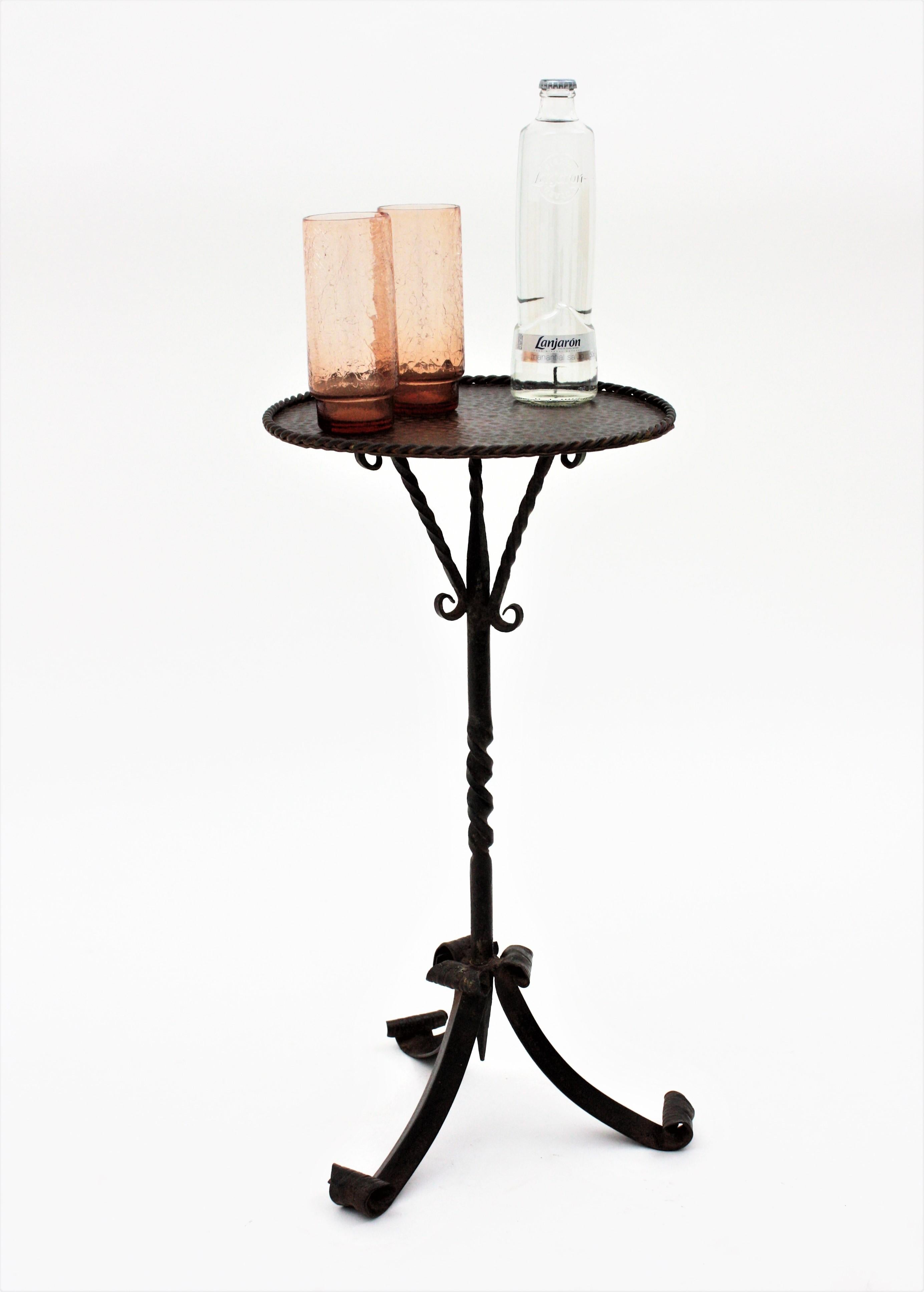 Spanish Side Table Gueridon / Drinks Table, Wrought Iron For Sale 4