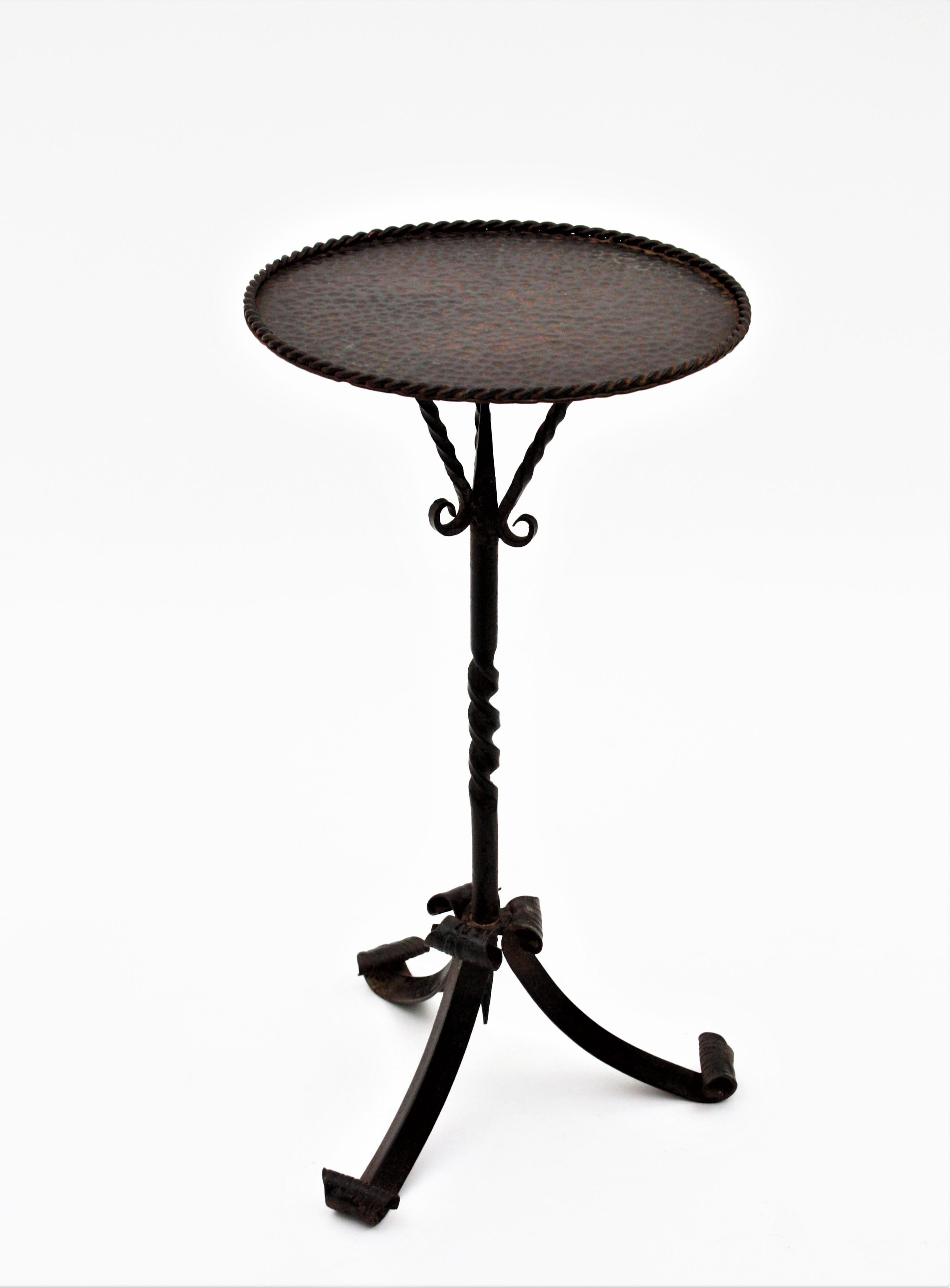 Spanish Side Table Gueridon / Drinks Table, Wrought Iron For Sale 1