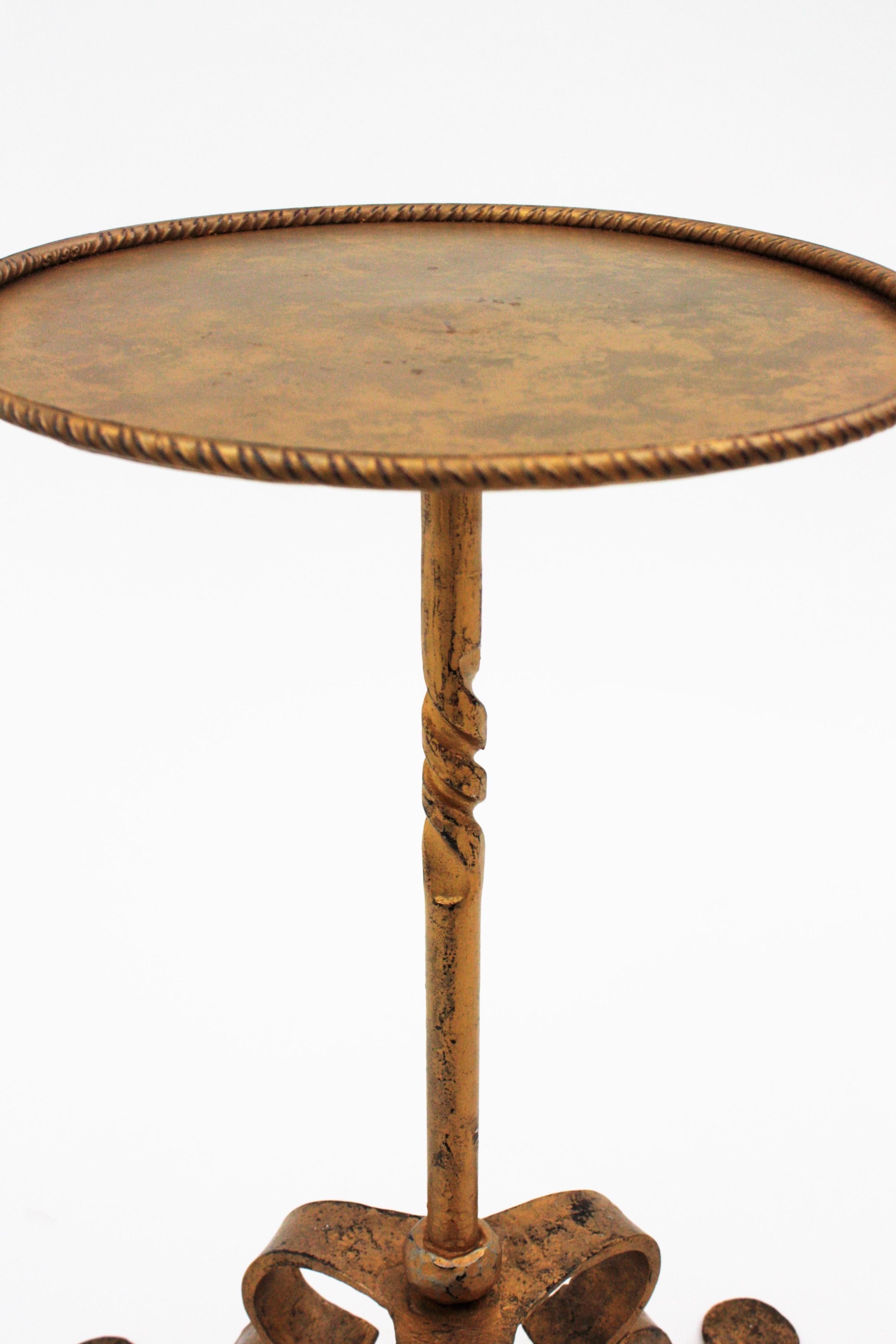 Spanish Gilt Iron Drinks Side Table / Martini Table, 1950s For Sale 9