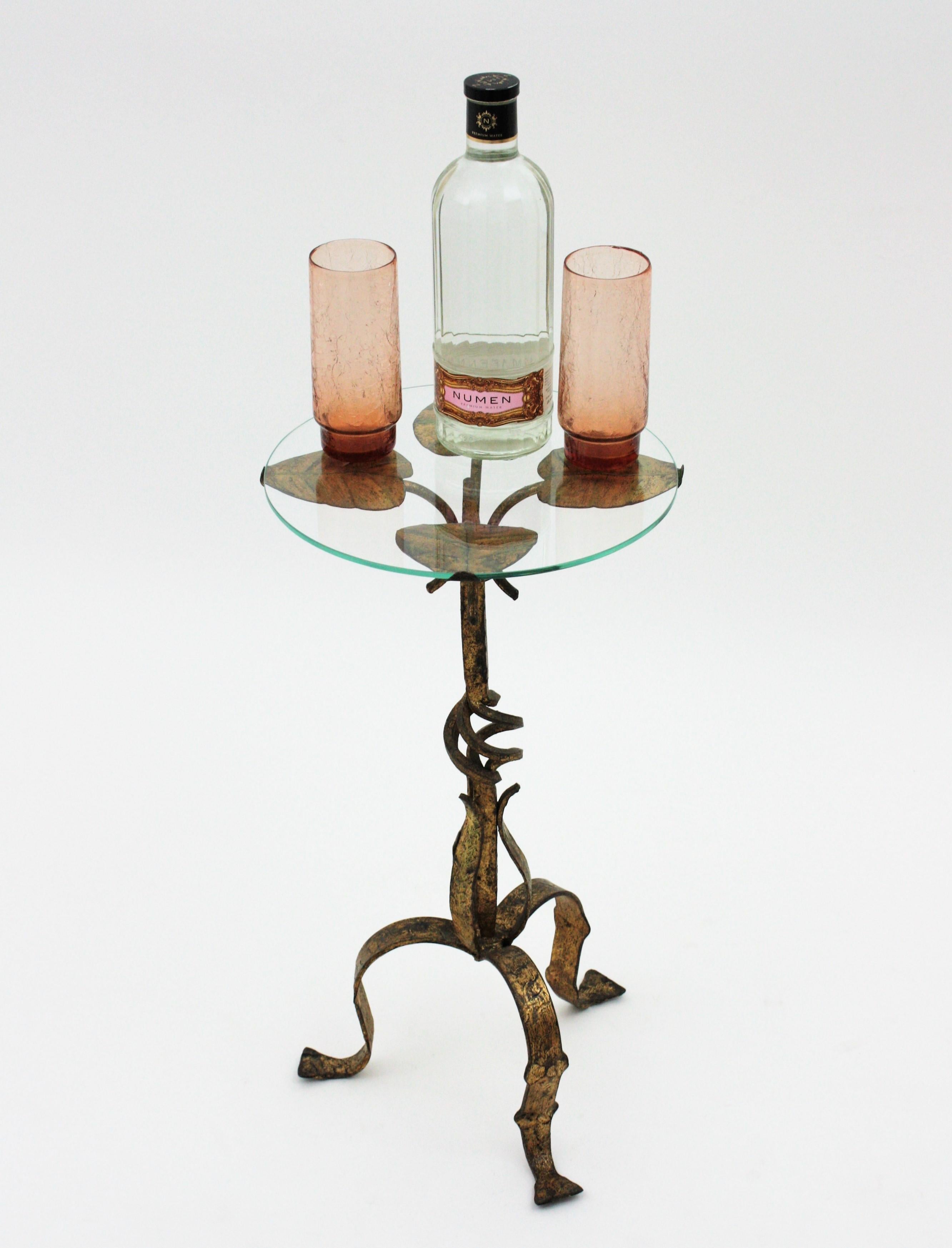 Hollywood Regency Spanish Drinks Table or Side Table with Foliage Design, Gilt Iron and Glass