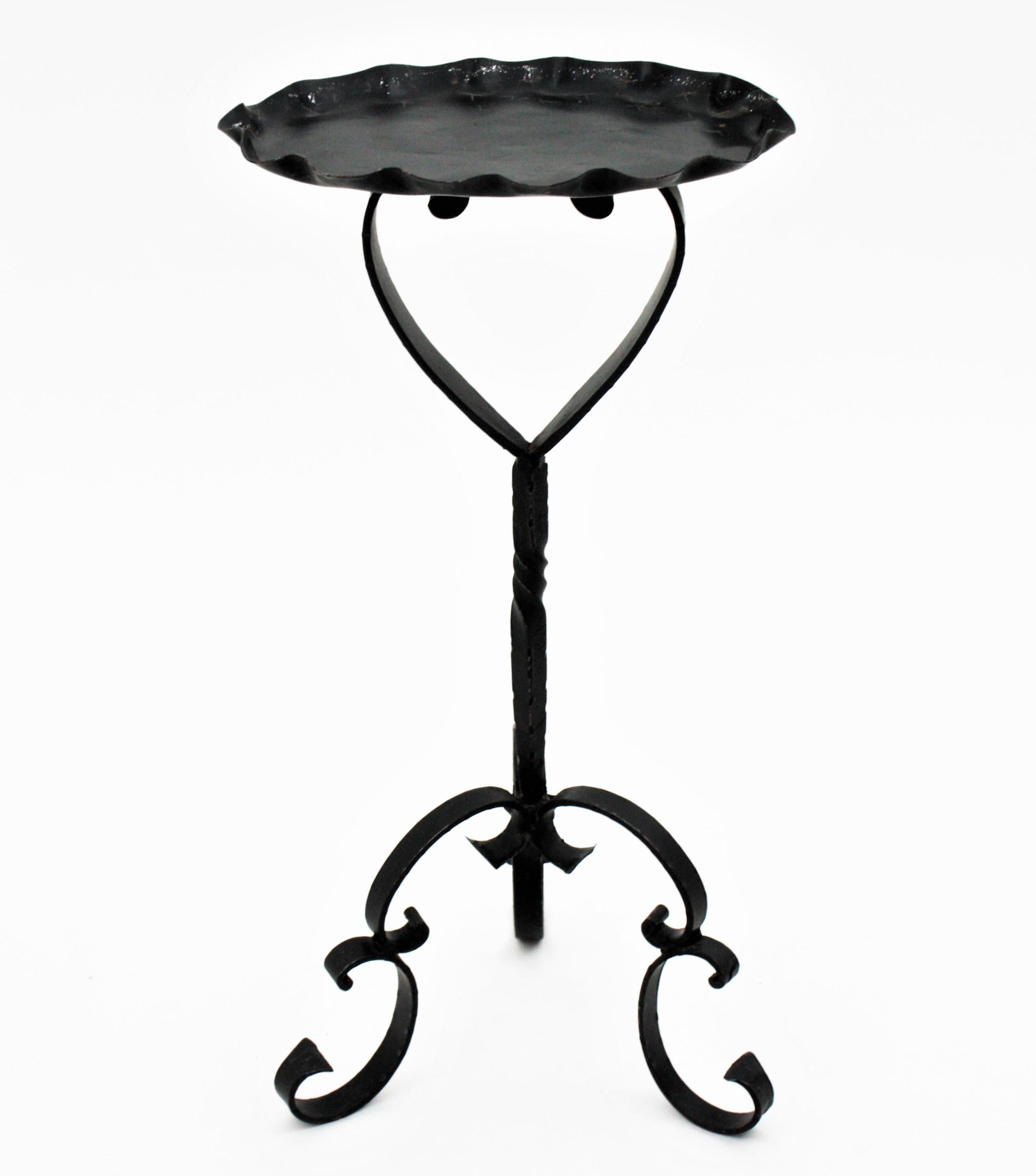 Spanish Drinks Table / Side Table / Oval Martini Table in Wrought Iron 8