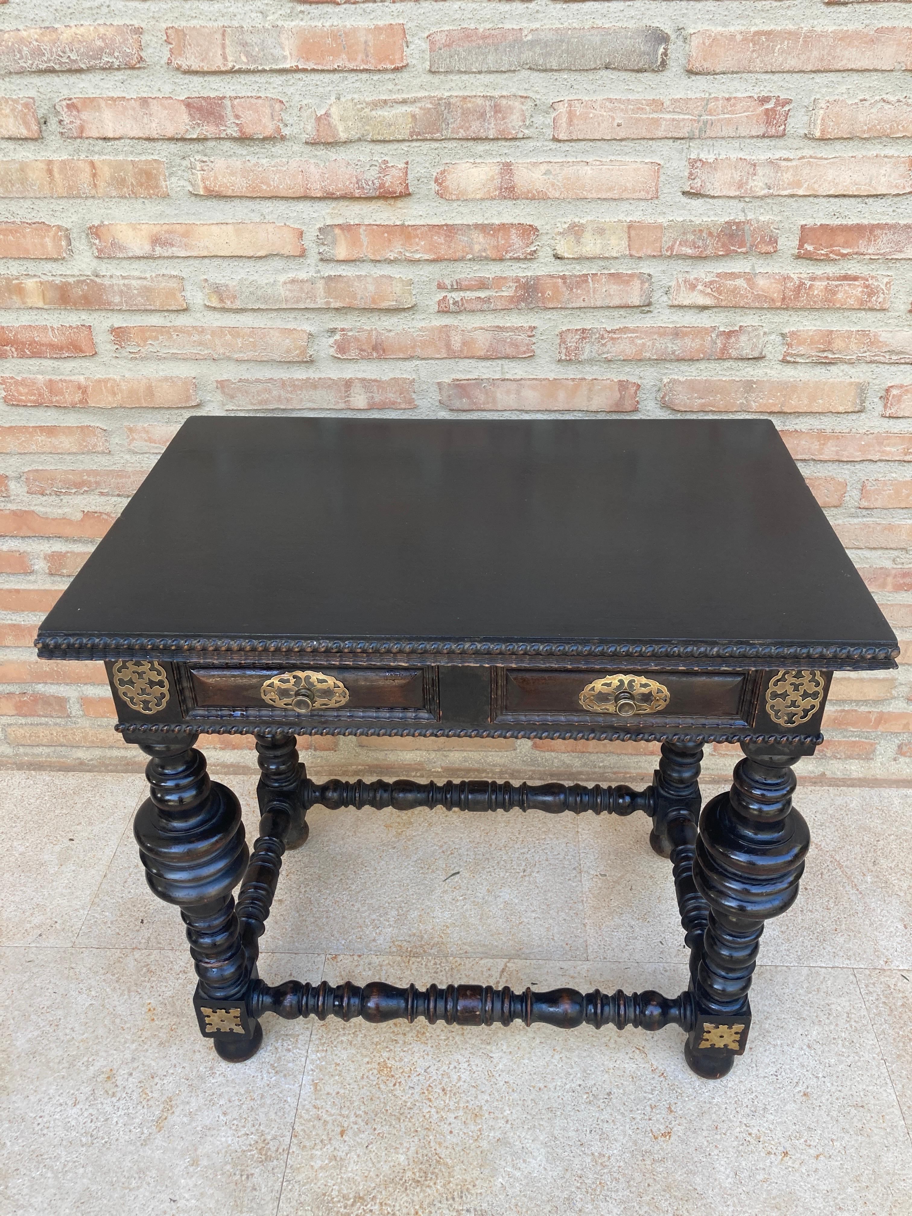 Baroque Spanish Ebonized Walnut Side Table with Drawer, 1880s For Sale