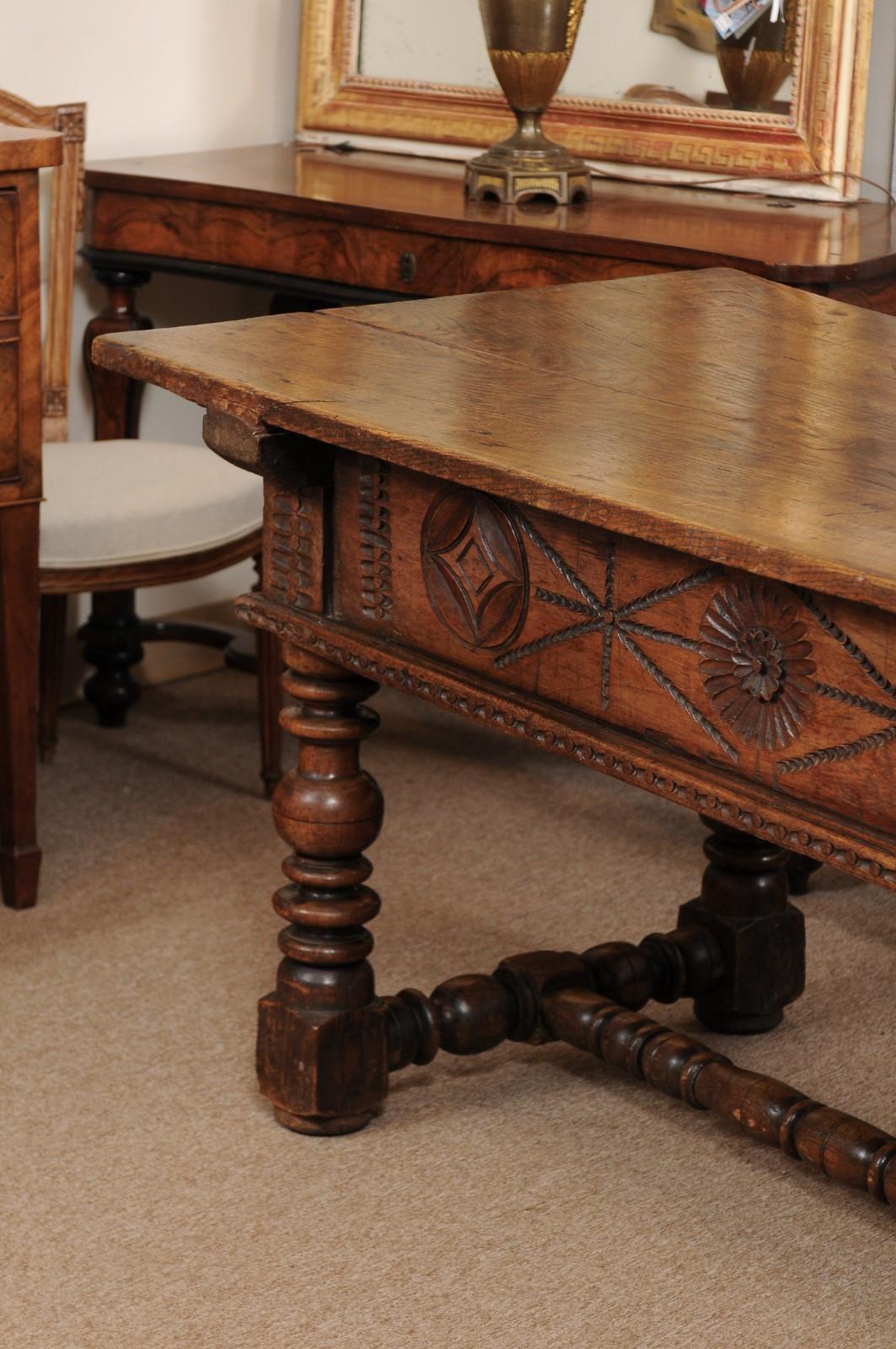 Spanish Elm Baroque Turned Leg Refractory Table, Late 17th Century 4