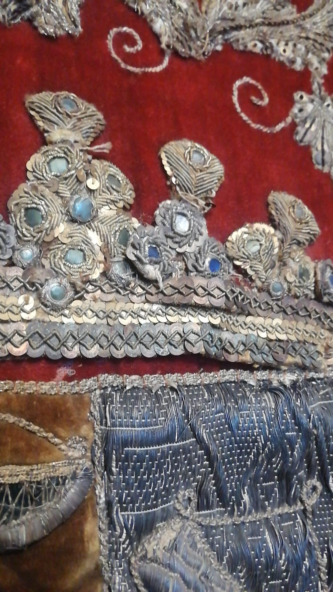 Spanish Embroidered Gold Silver Armorial Hanging Amphora Count 70'high 55
