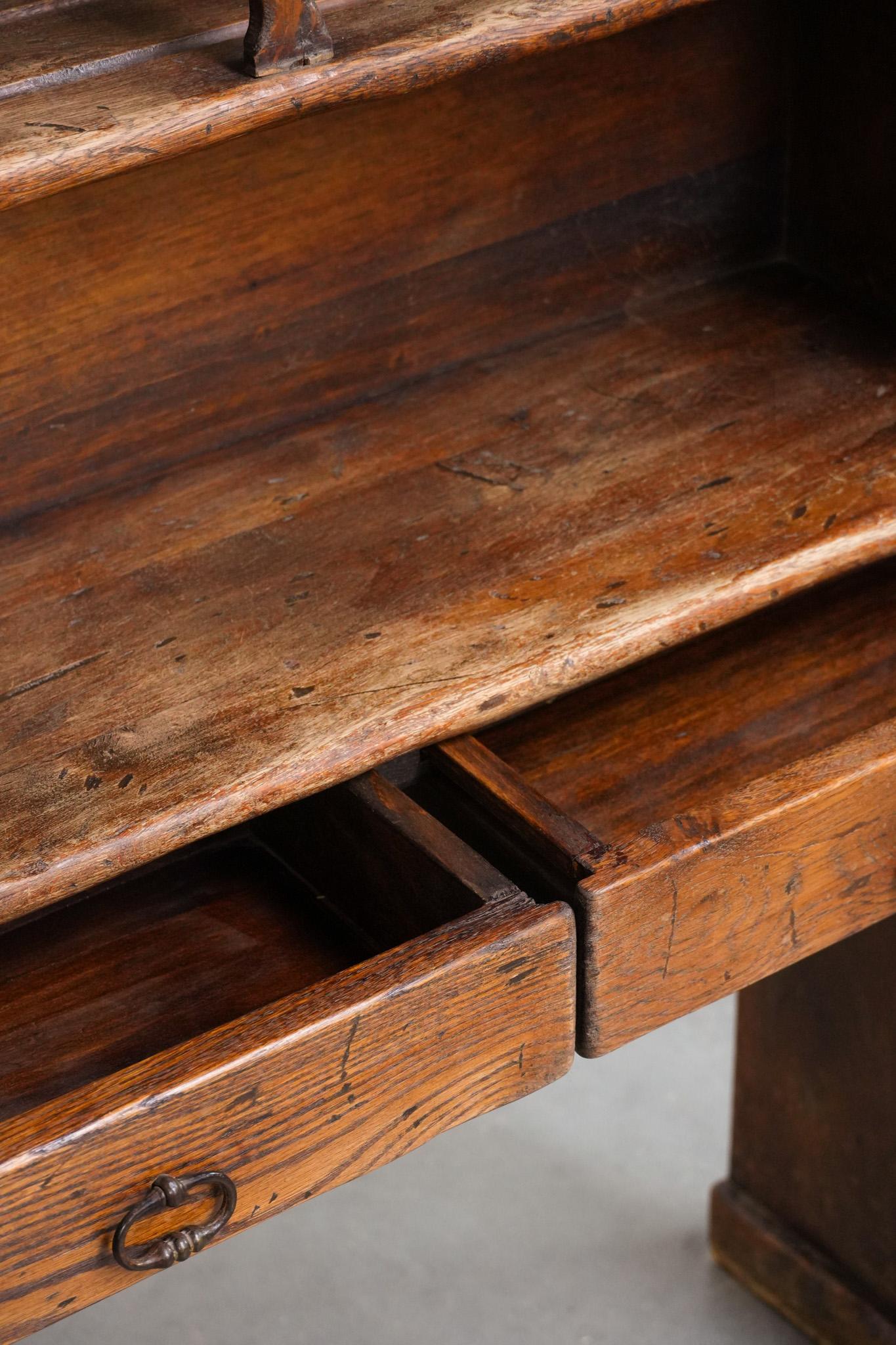 Spanischer Bauernhaus-Küchenschrank aus Holz vom Anfang des 20. im Angebot 10