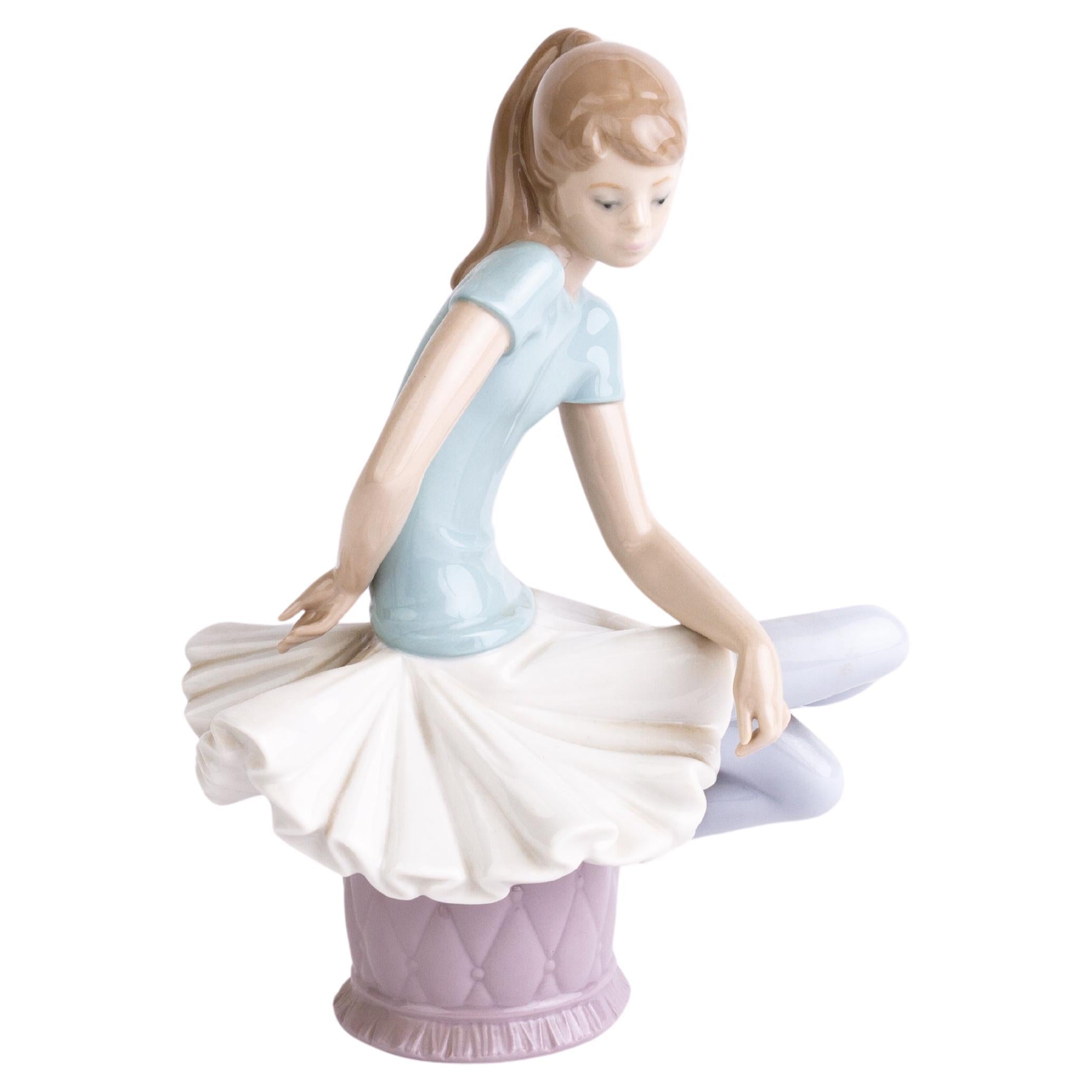 Spanish Fine Porcelain Lladro Ballerina Sculpture Figure 