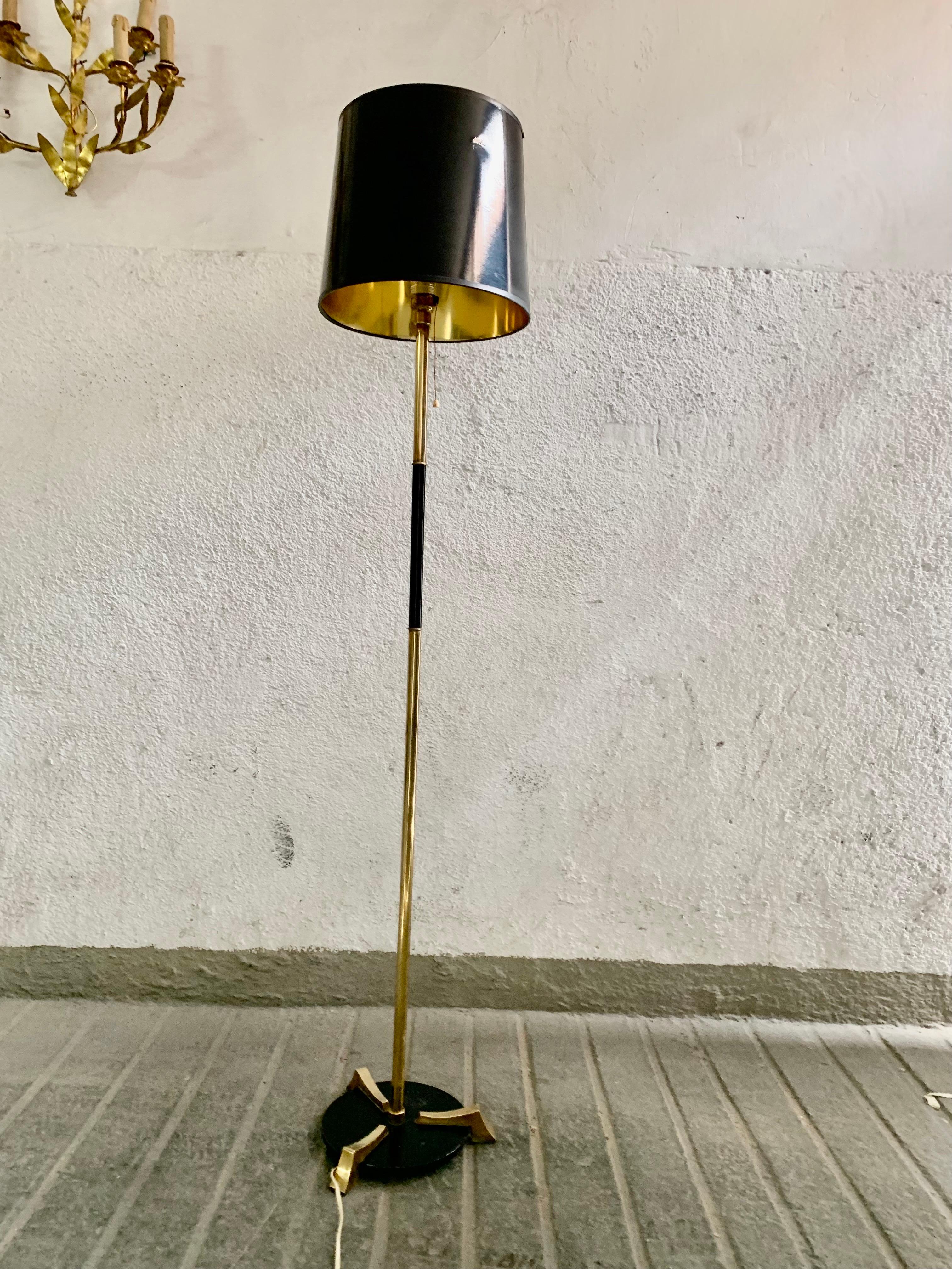 Spanish Floor Lamp 70s, in Lacquered Metal, Brass and Bronce 5