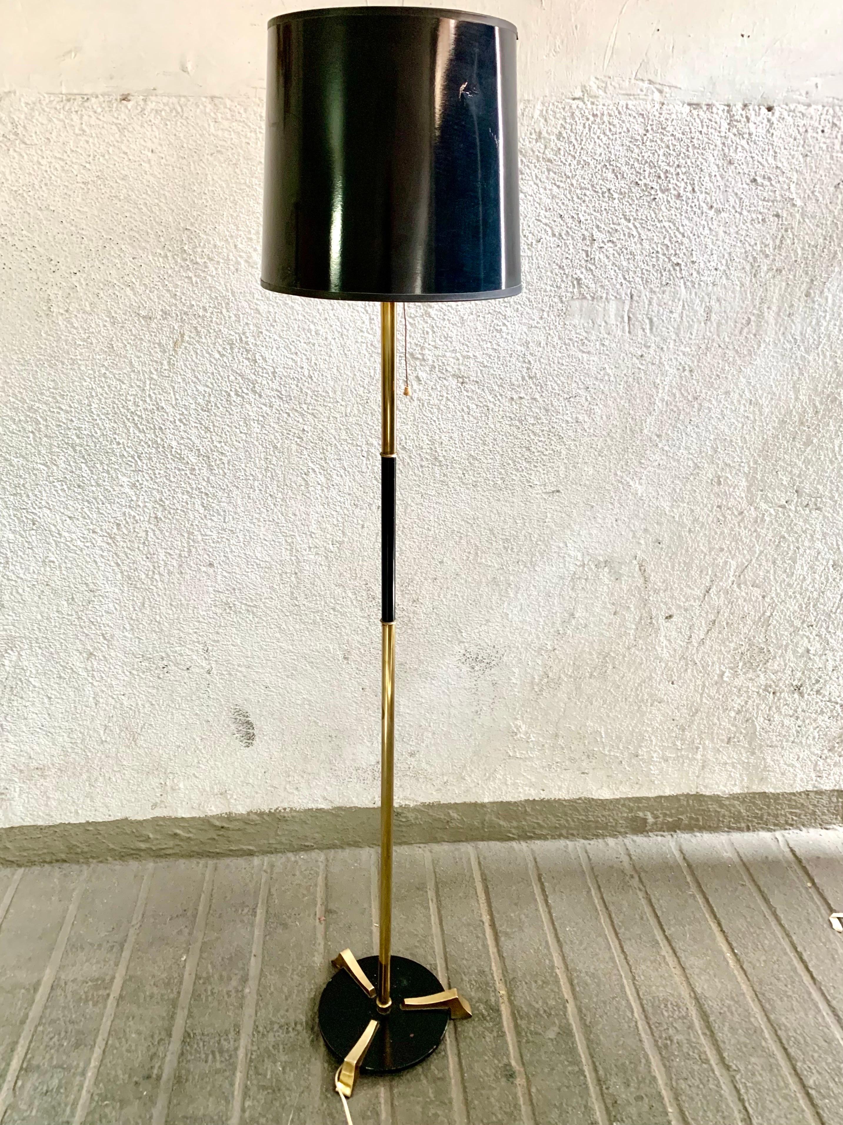 Spanish Floor Lamp 70s, in Lacquered Metal, Brass and Bronce 7