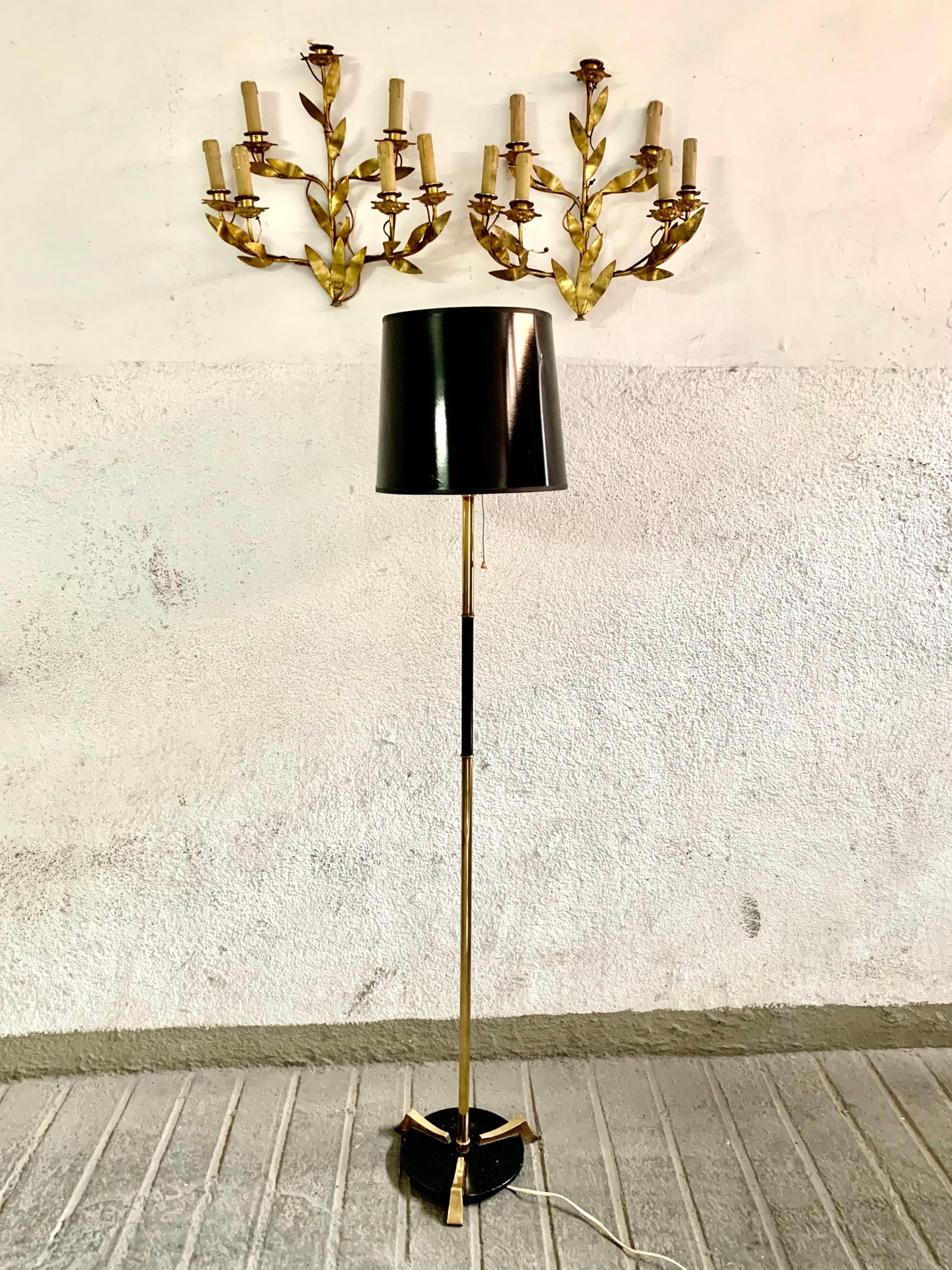 Spanish Floor Lamp 70s, in Lacquered Metal, Brass and Bronce 4