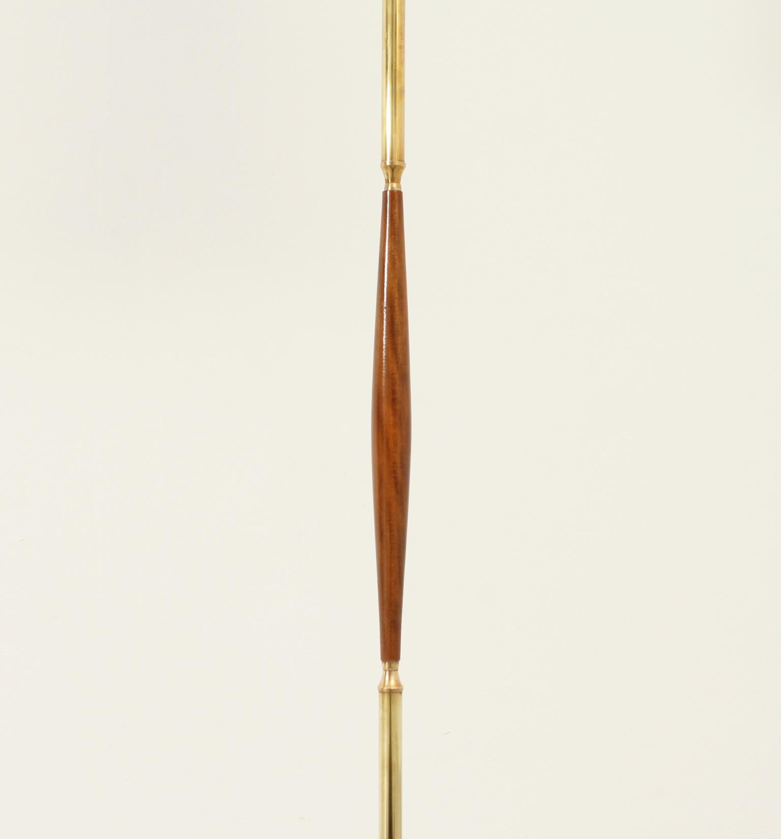Spanish Floor Lamp in Brass and Walnut Wood from 1950s For Sale 2