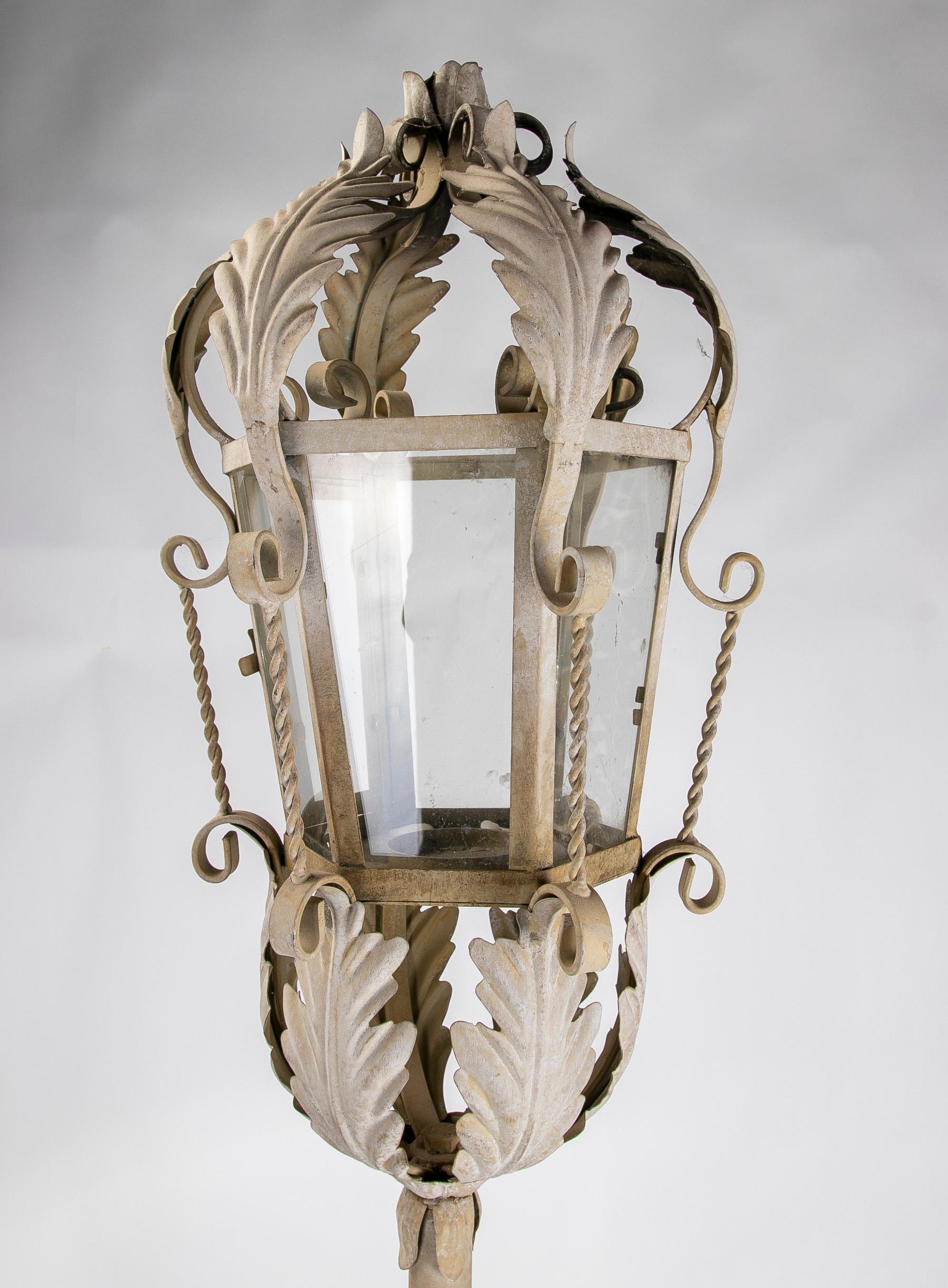 Spanish Floor Lantern in Antique White Painted Iron In Good Condition For Sale In Marbella, ES