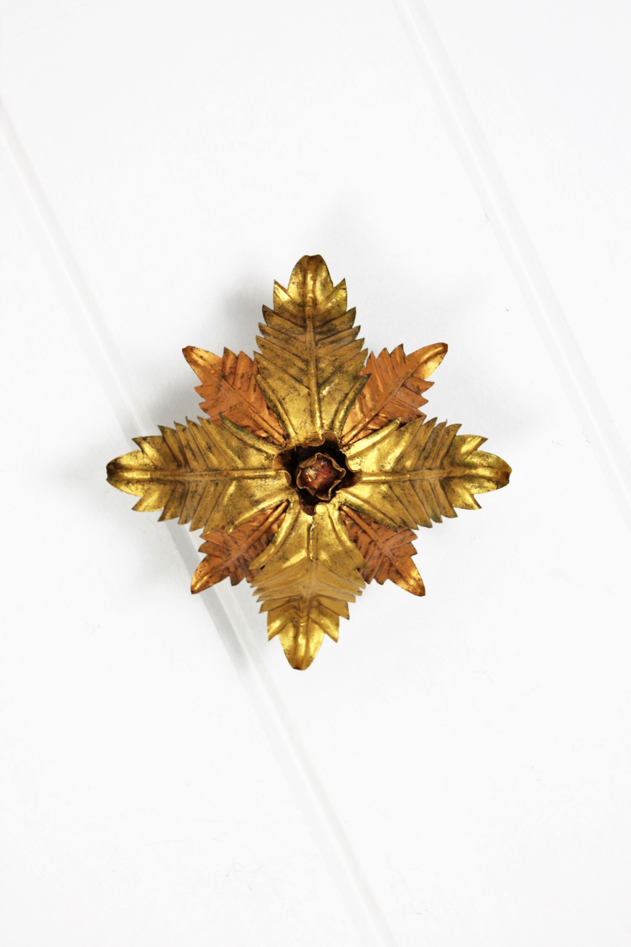 Sunburst Foliage Floral Light Fixture in Two-Tone Gilt Wrought Iron, 1950s In Good Condition In Barcelona, ES