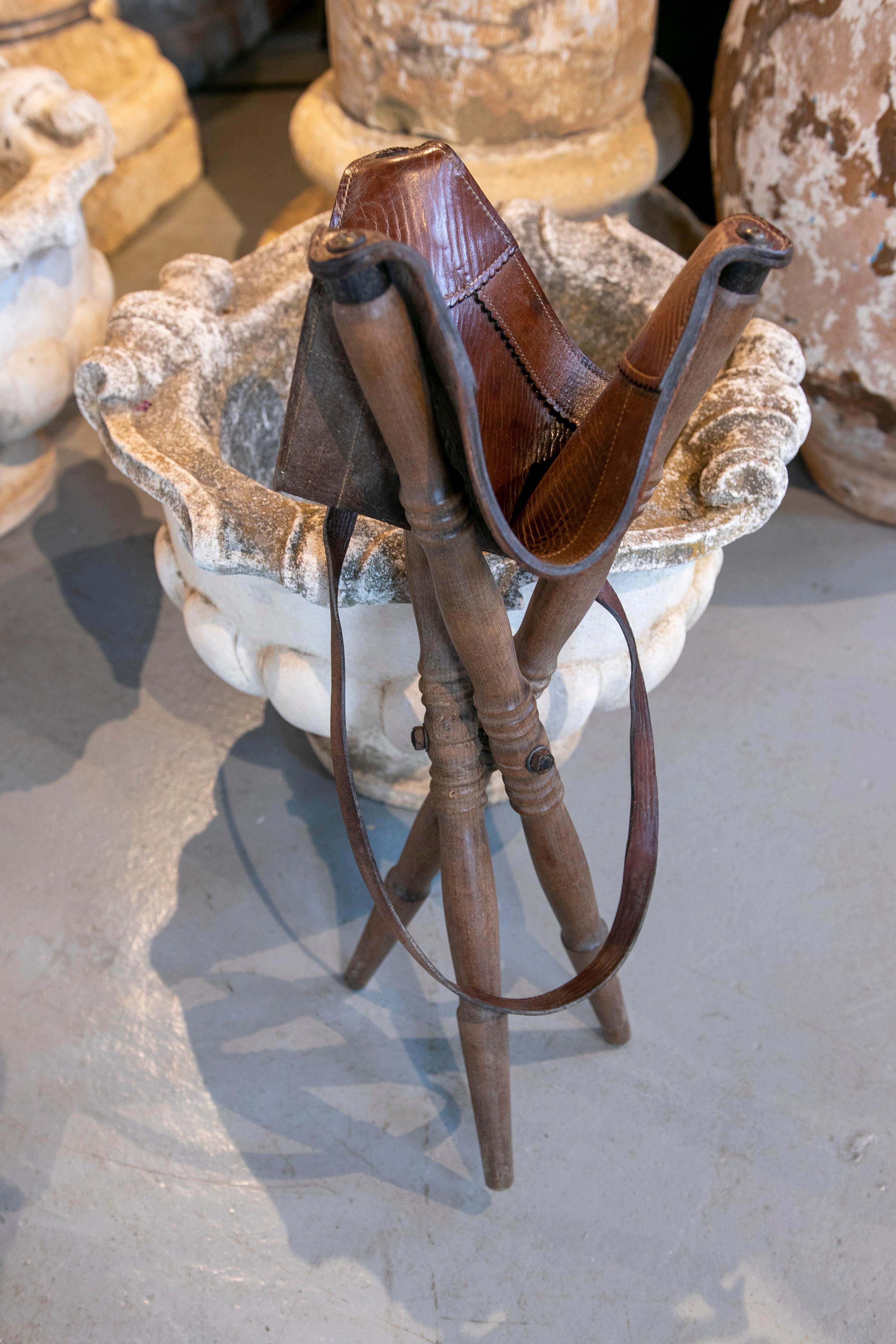 Spanish Folding Stool with Wooden Legs and Leather Seat 8