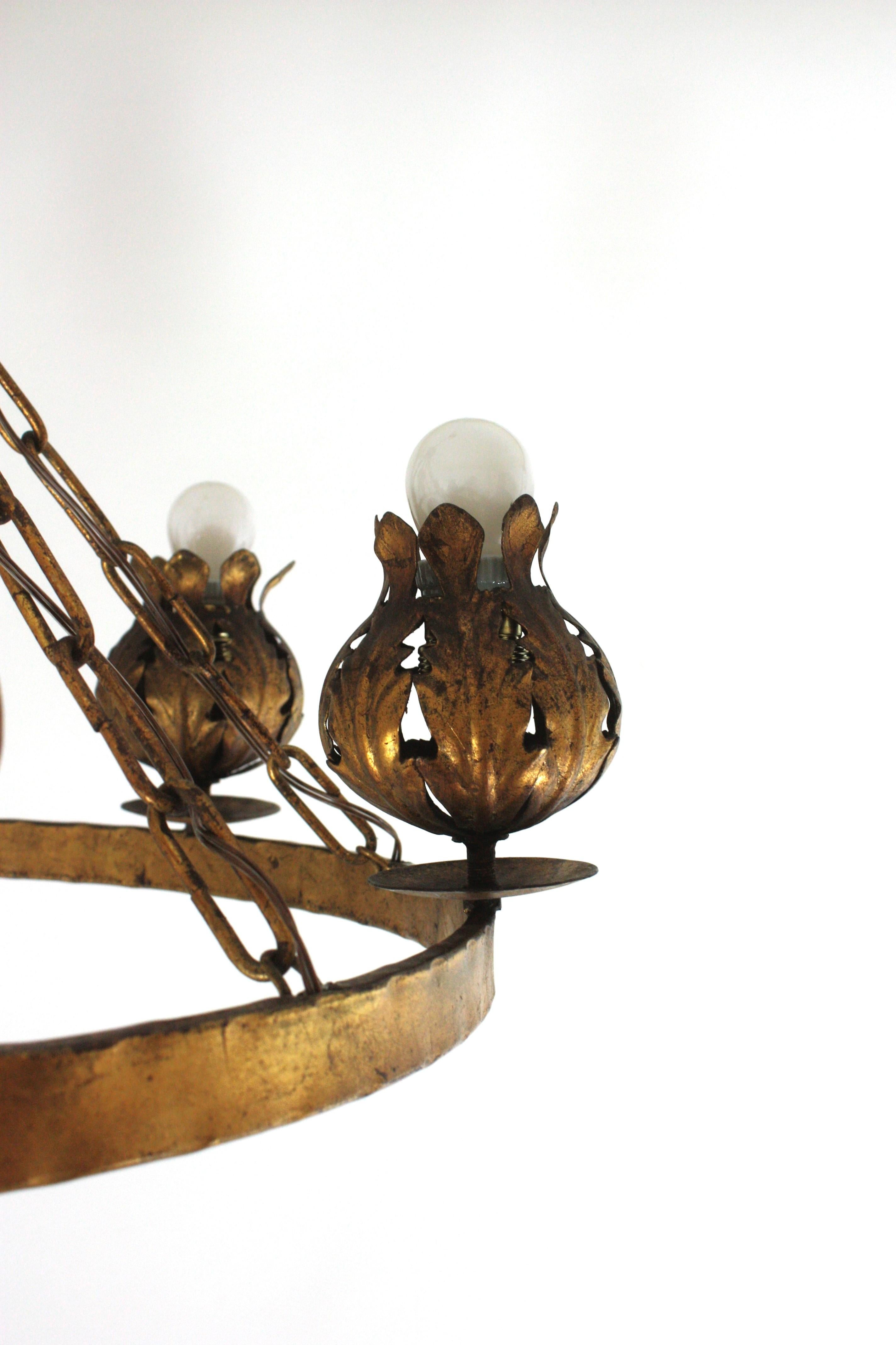 Spanish Foliage Flower Buds Large Ring Chandelier in Gilt Iron, 7 Lights For Sale 2