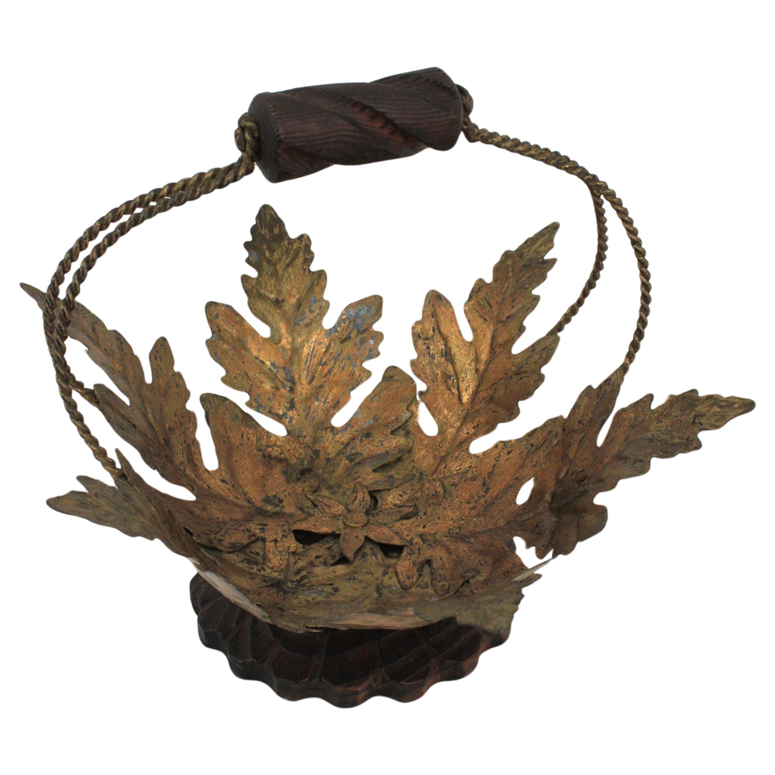 Hand-Crafted Spanish Foliage Centerpiece Basket Bowl in Gilt Iron & Wood For Sale