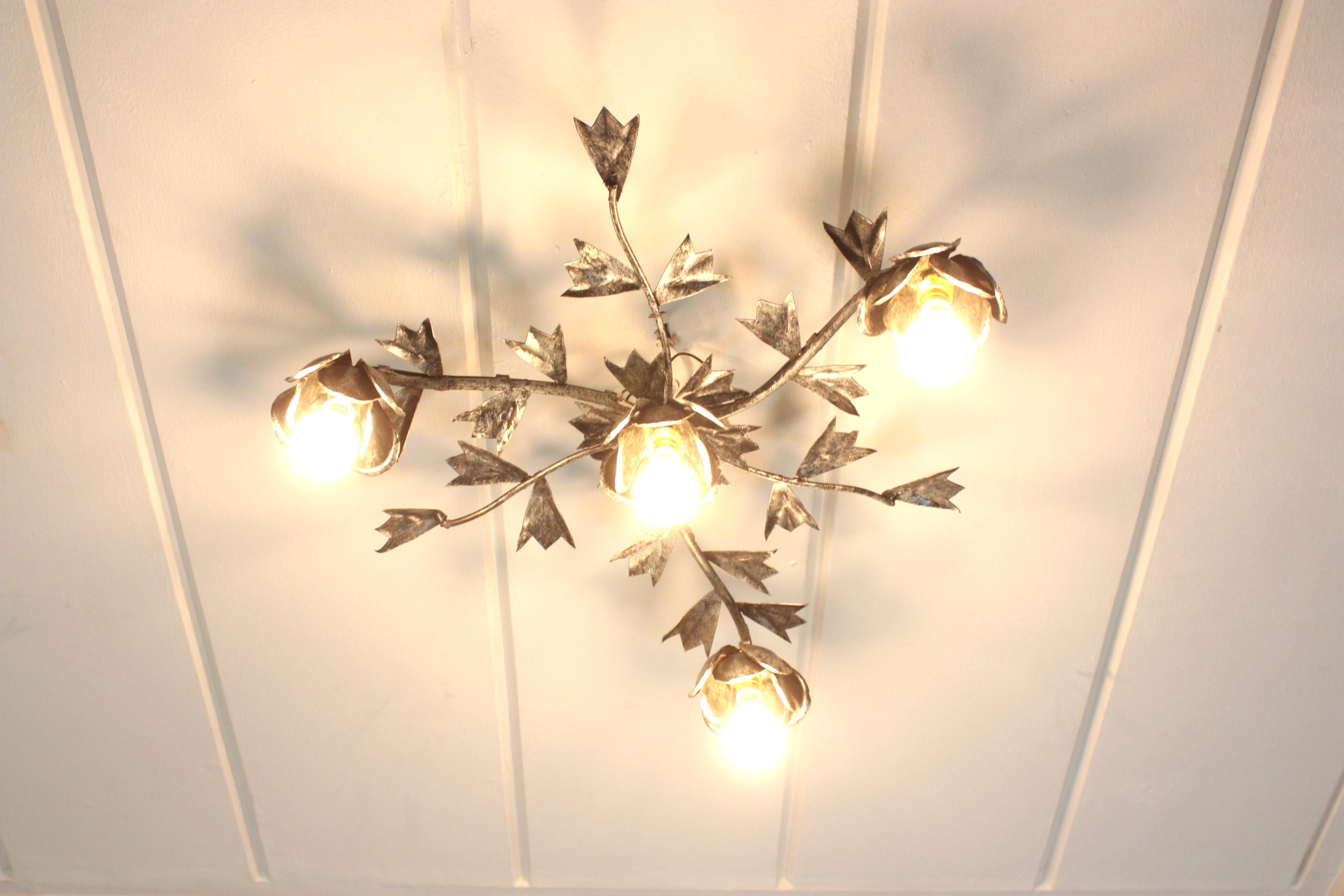 Spanish Foliage Floral Starburst Light Fixture / Chandelier in Silvered Iron In Good Condition For Sale In Barcelona, ES