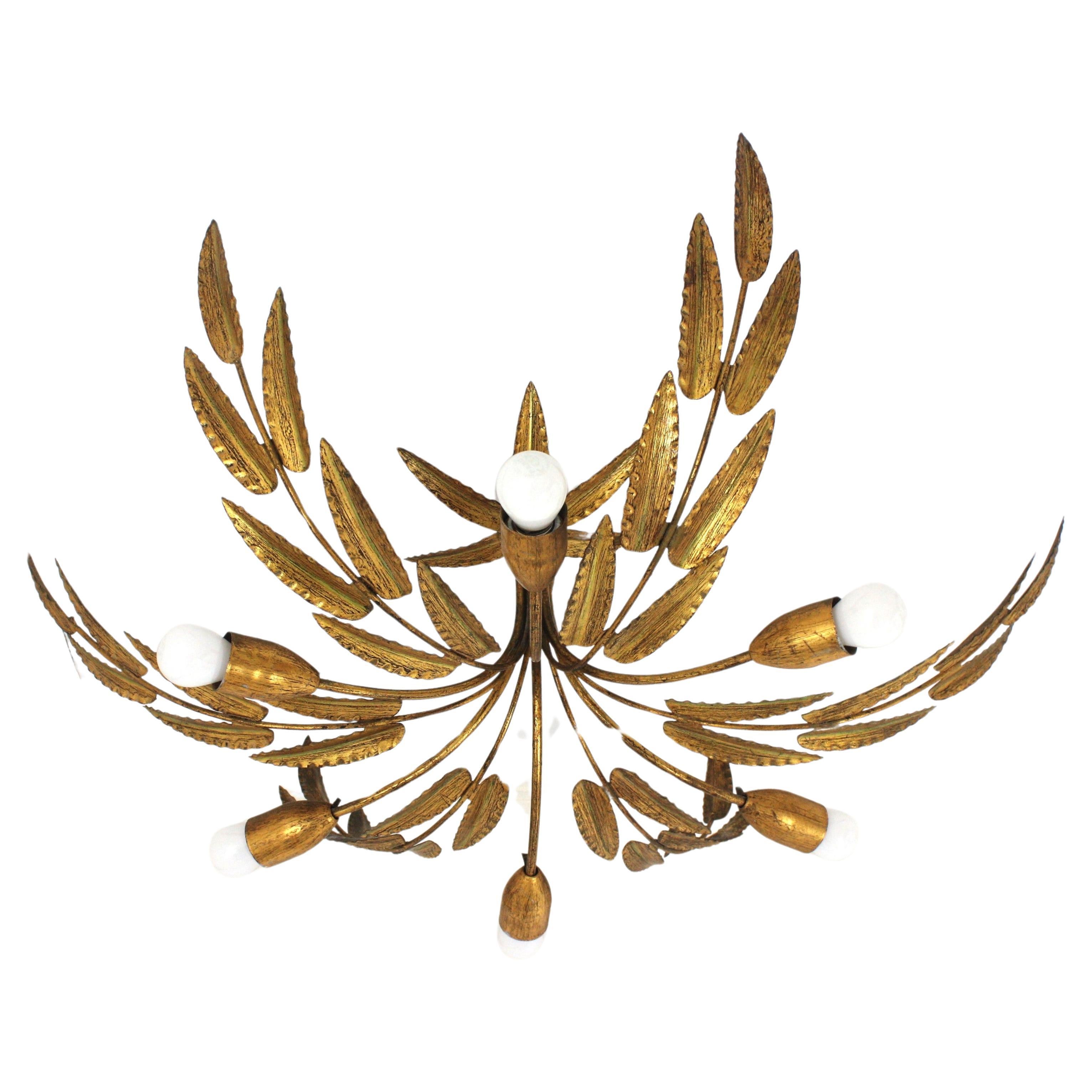 Spanish Foliage Sunburst Light Fixture / Chandelier in Gilt Iron, Six Lights In Good Condition For Sale In Barcelona, ES