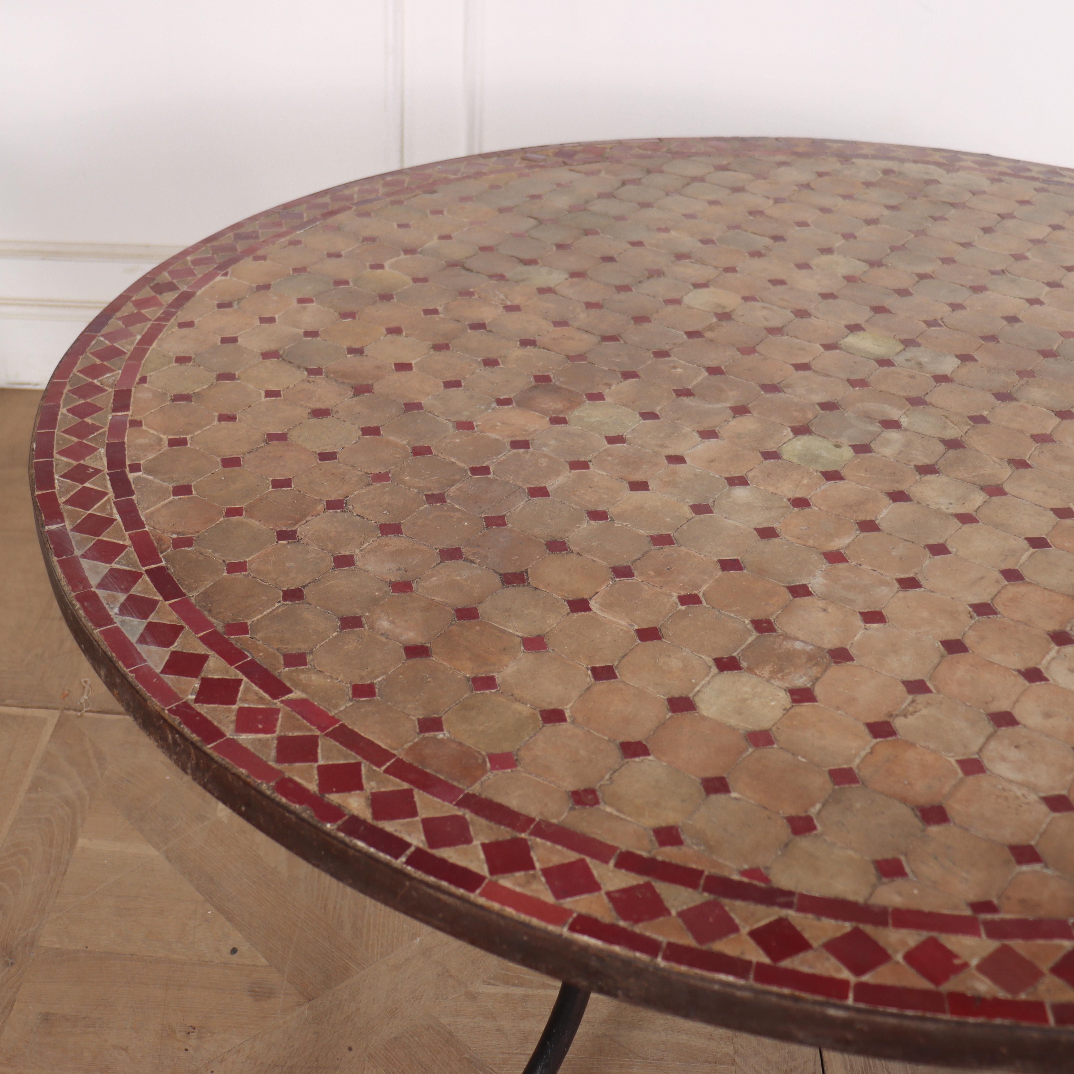 Table de jardin espagnole Bon état - En vente à Leamington Spa, Warwickshire