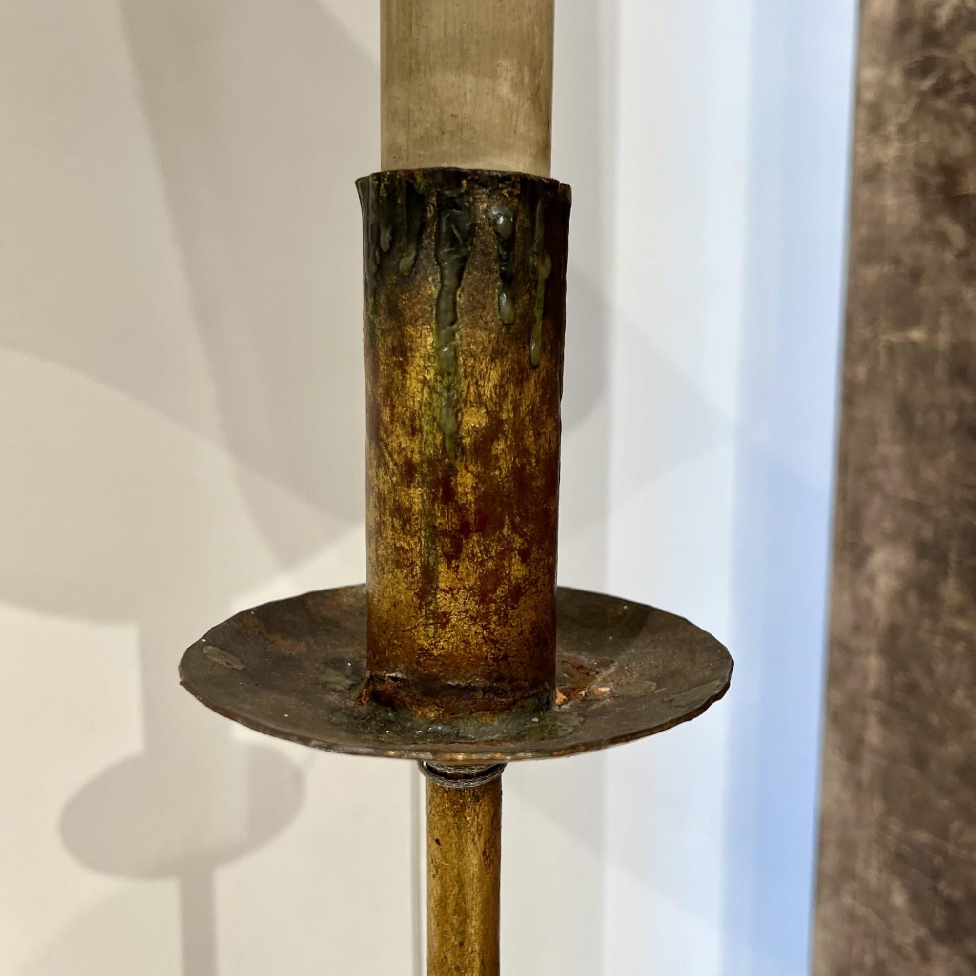This Spanish Gilded Iron Floor Lamp is a masterful blend of functionality and artistry. Its handcrafted design, gilded finish, and timeless elegance make it a perfect addition to interiors that value both form and function. Illuminate your space