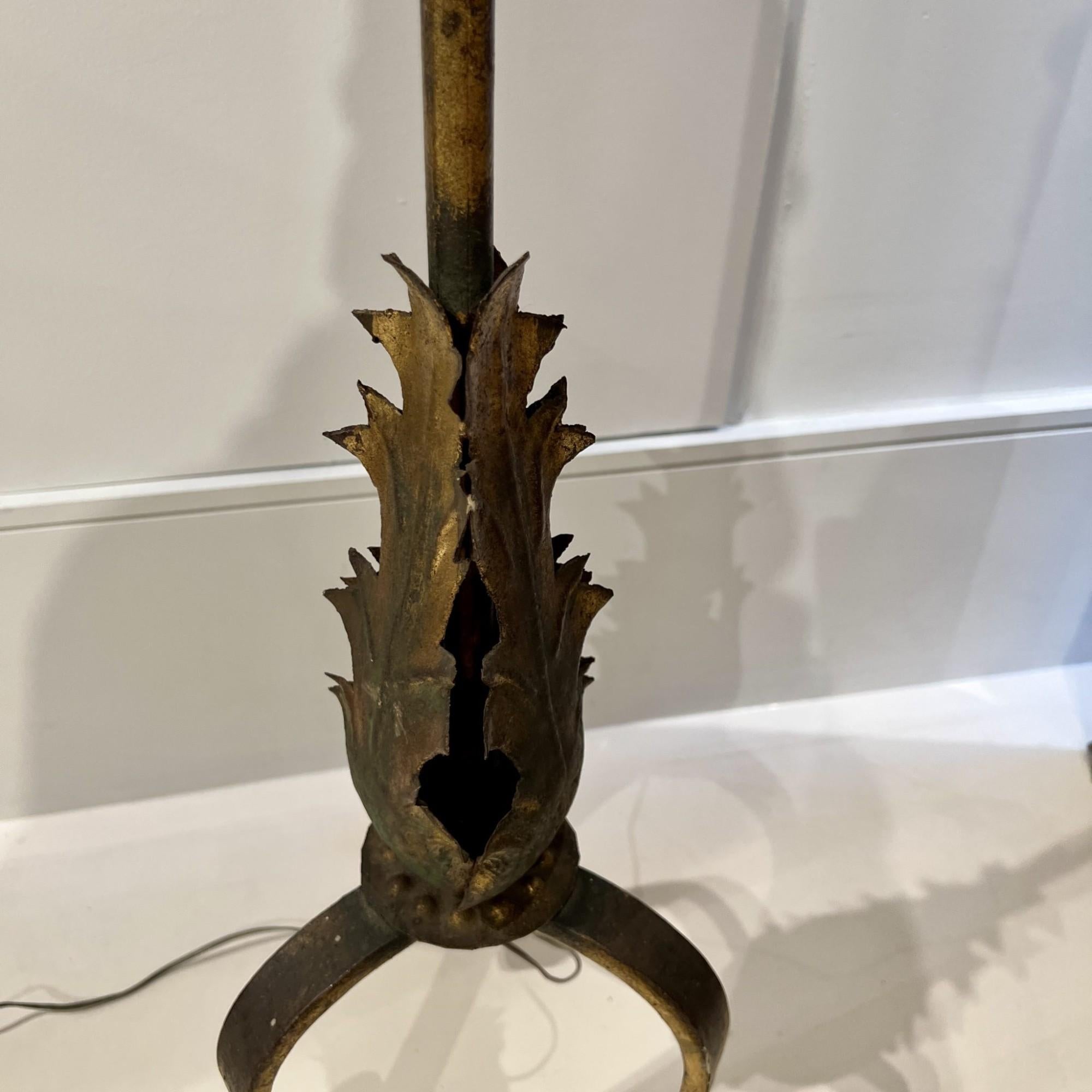 20th Century Spanish Gilded Iron Floor Lamp For Sale