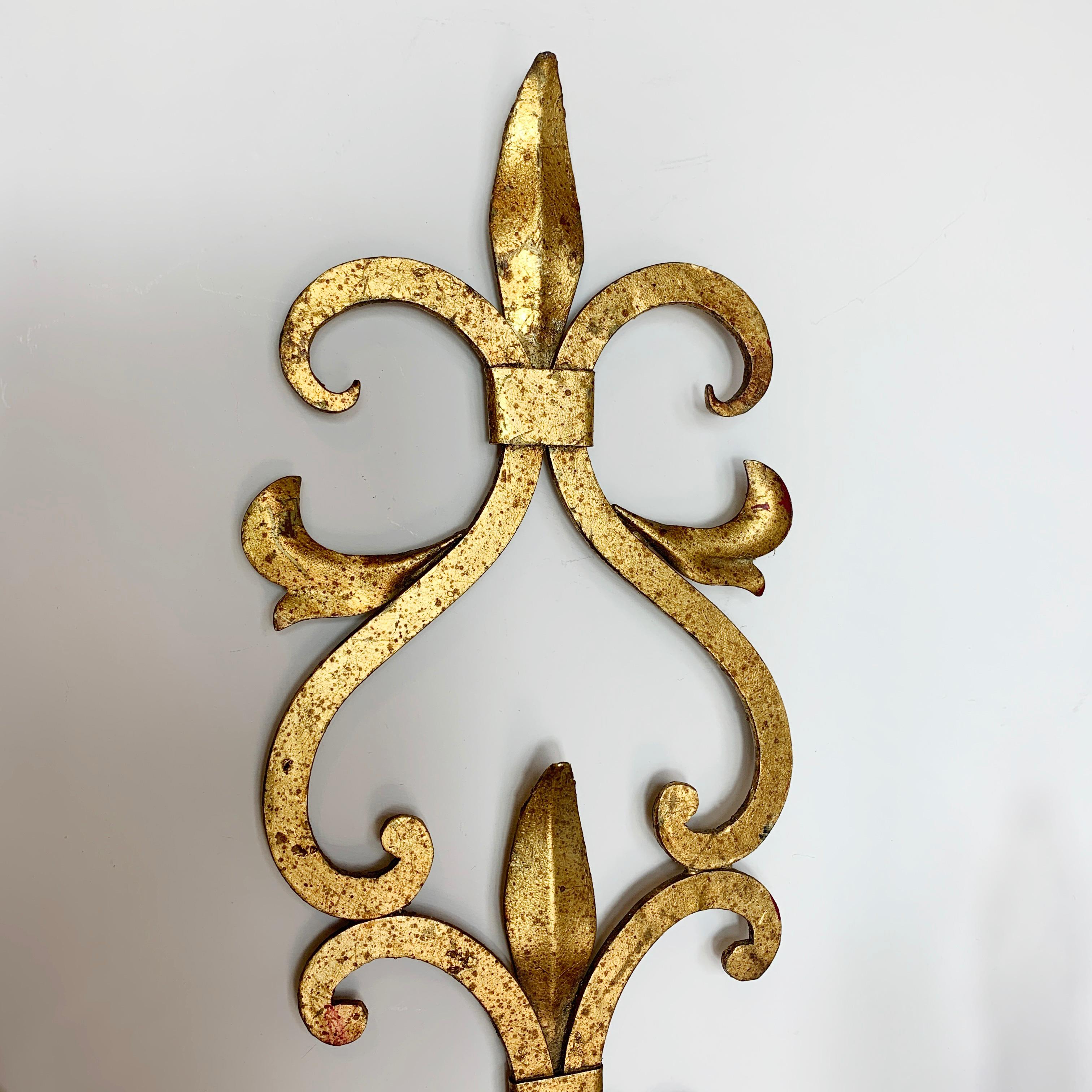 Spanish Gold Iron Baroque Wall Light, 1950's For Sale 1