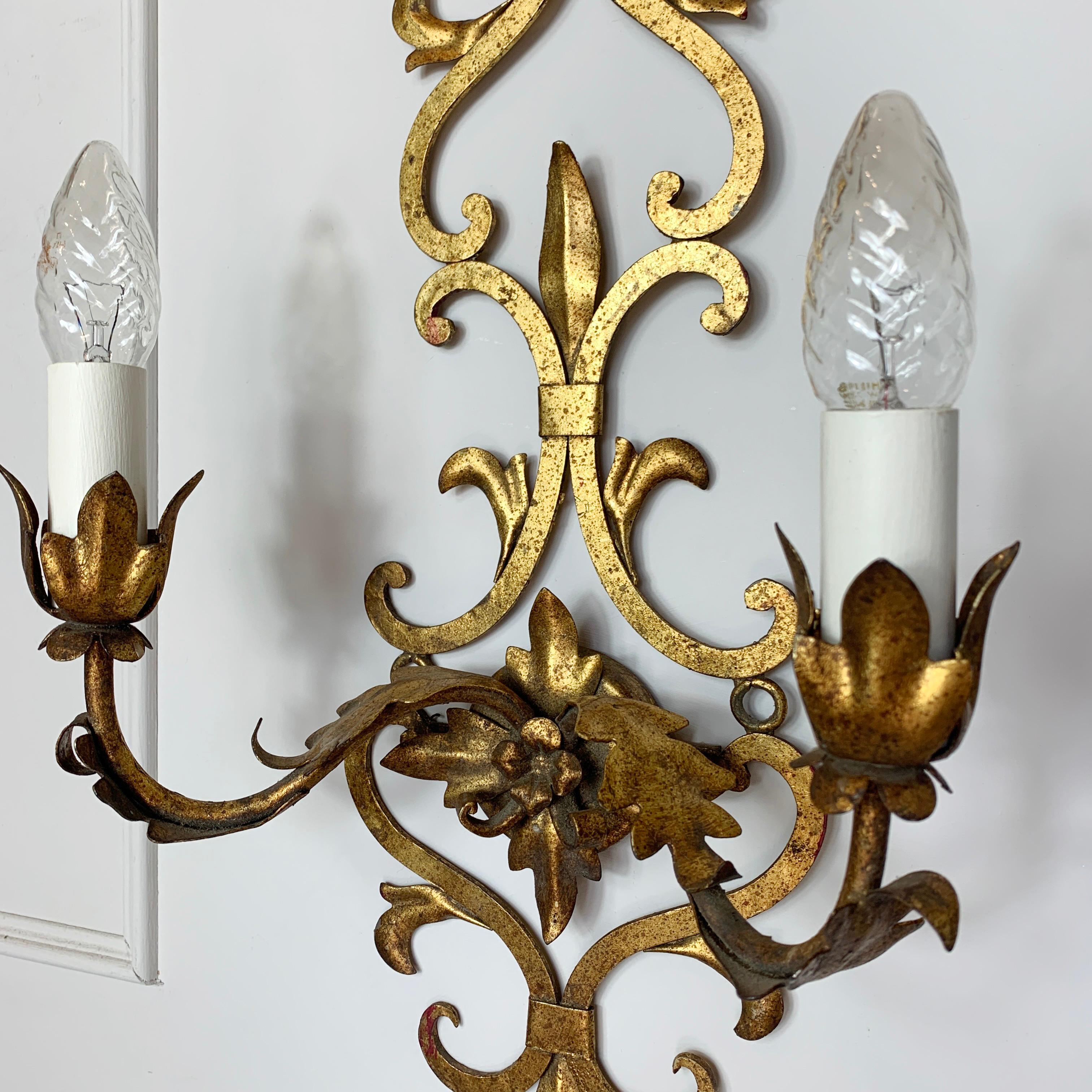 Spanish Gold Iron Baroque Wall Light, 1950's For Sale 3