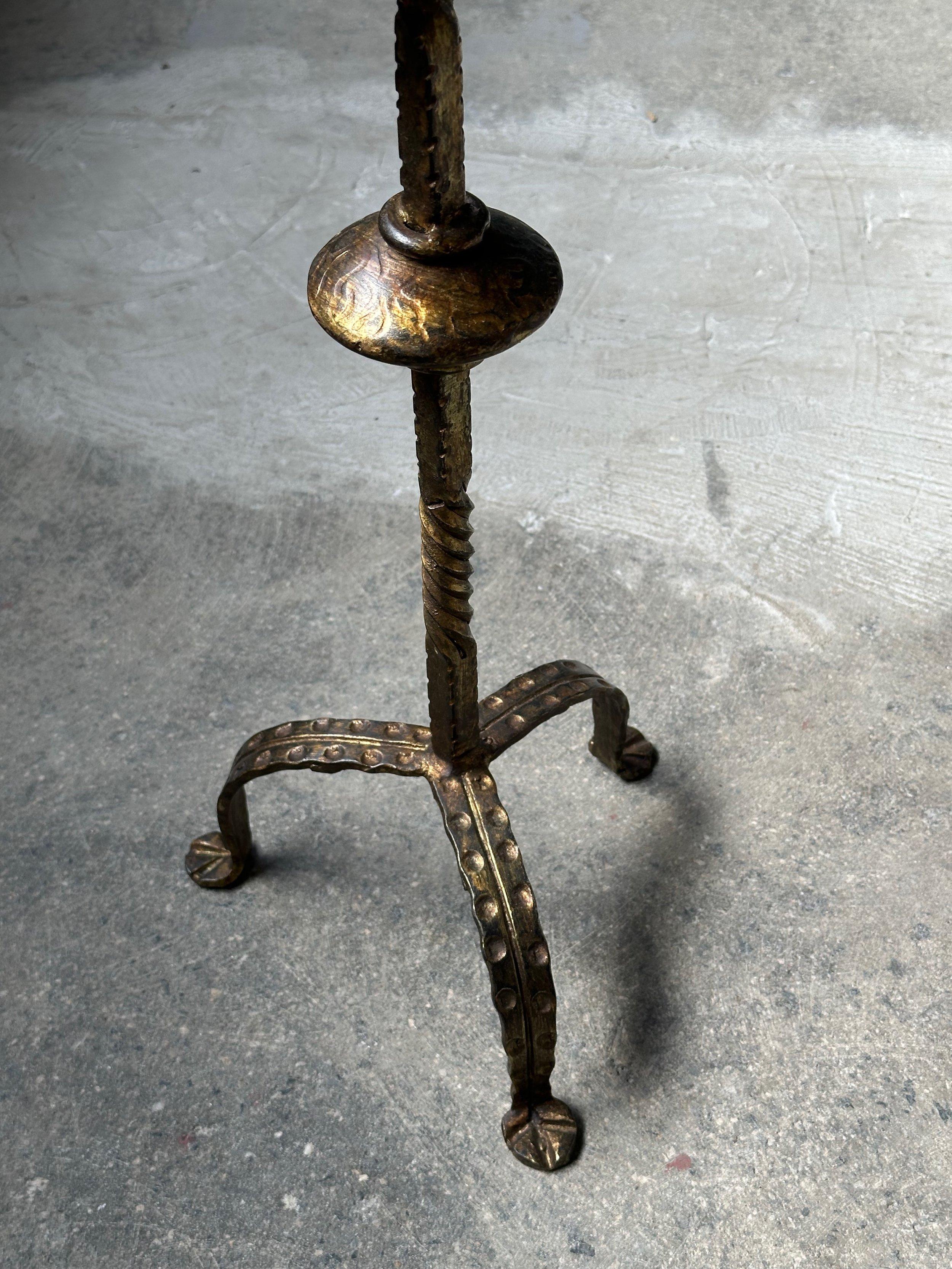 Spanish Gilt Iron Drinks Table with Decorative Stem For Sale 1