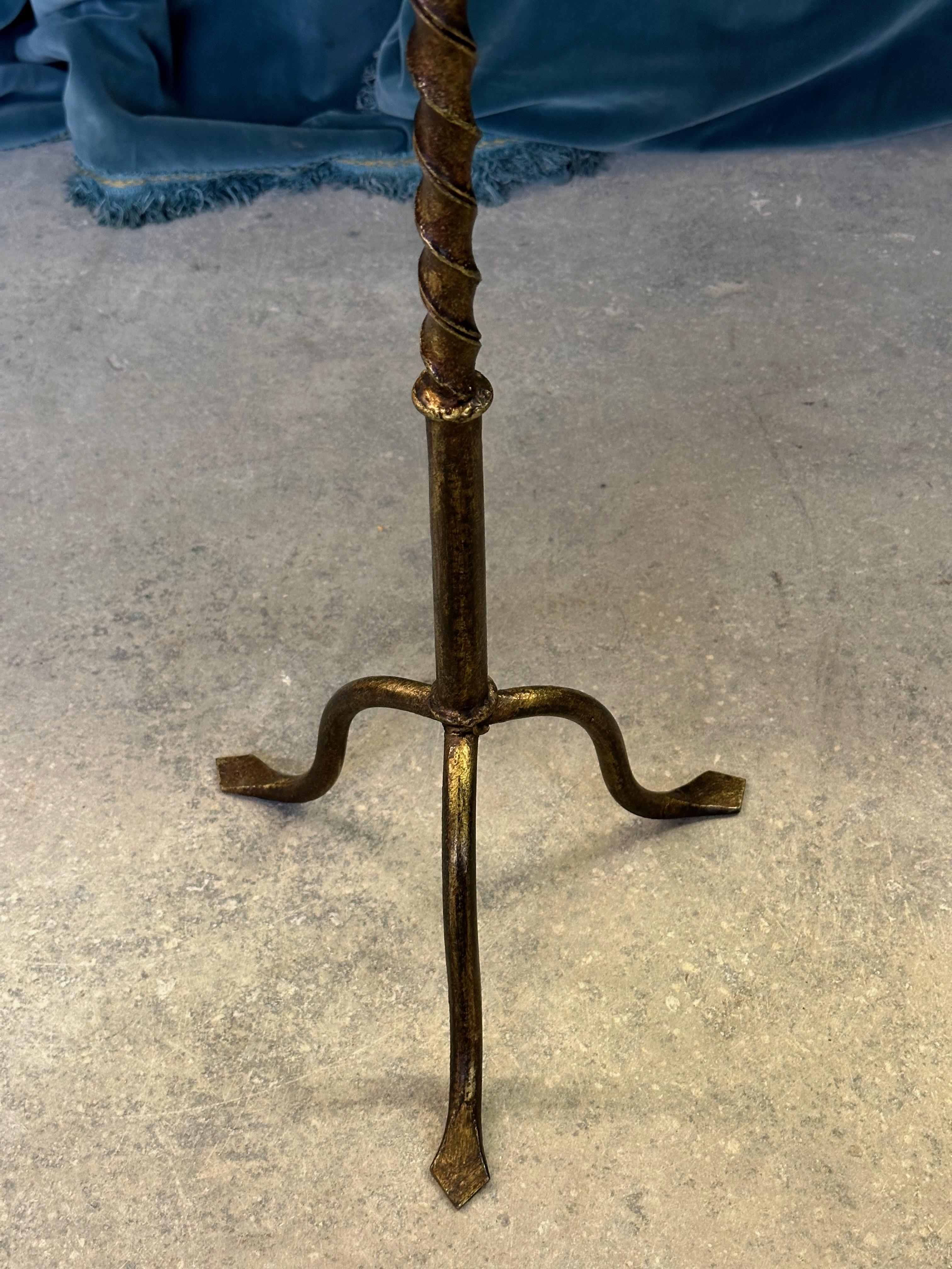 Spanish Gilt Iron Drinks Table with Twisted Stem on a Tripod Base For Sale 4