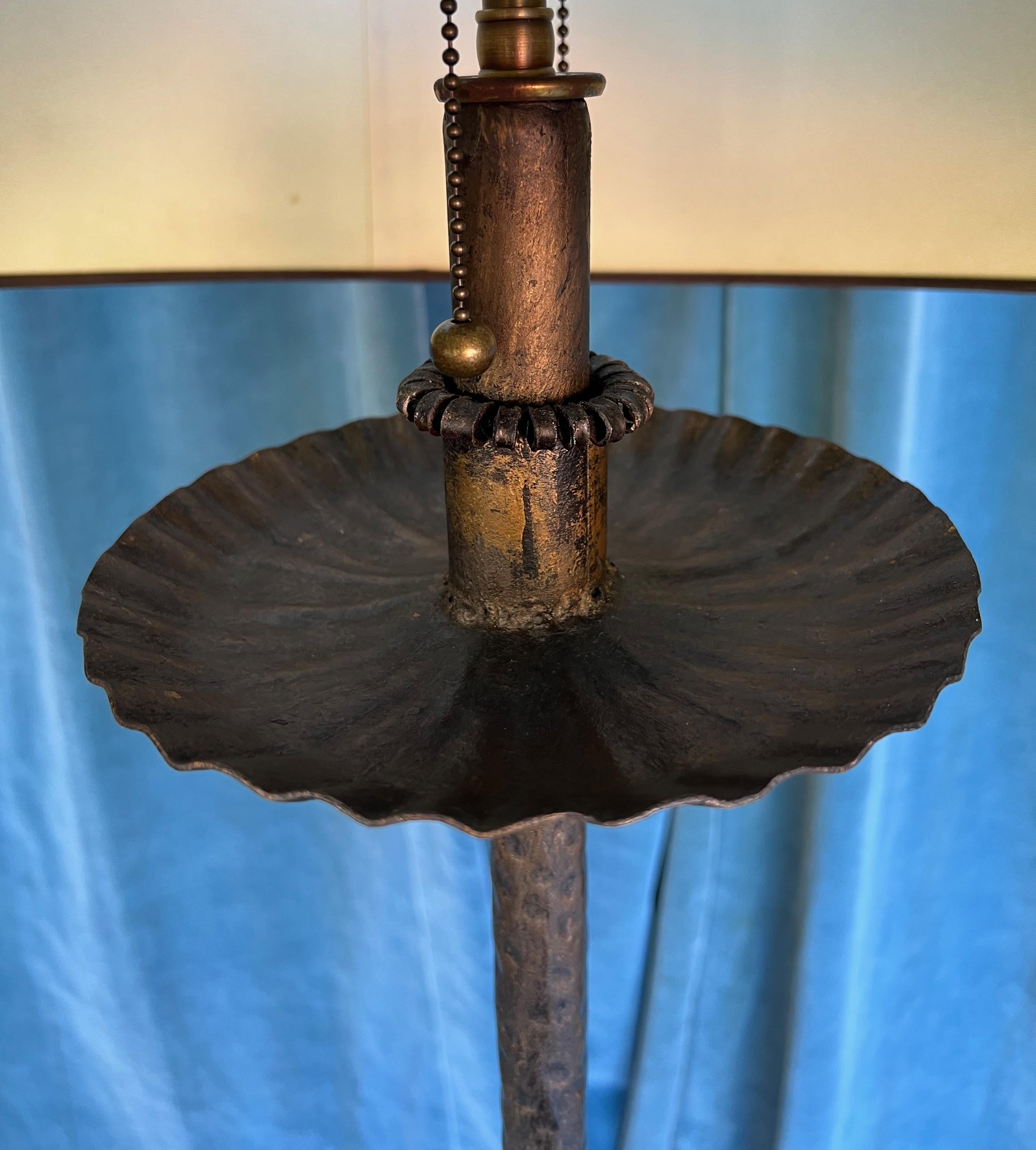 Spanish Gilt Iron Floor Lamp with Scrolled Base  For Sale 2