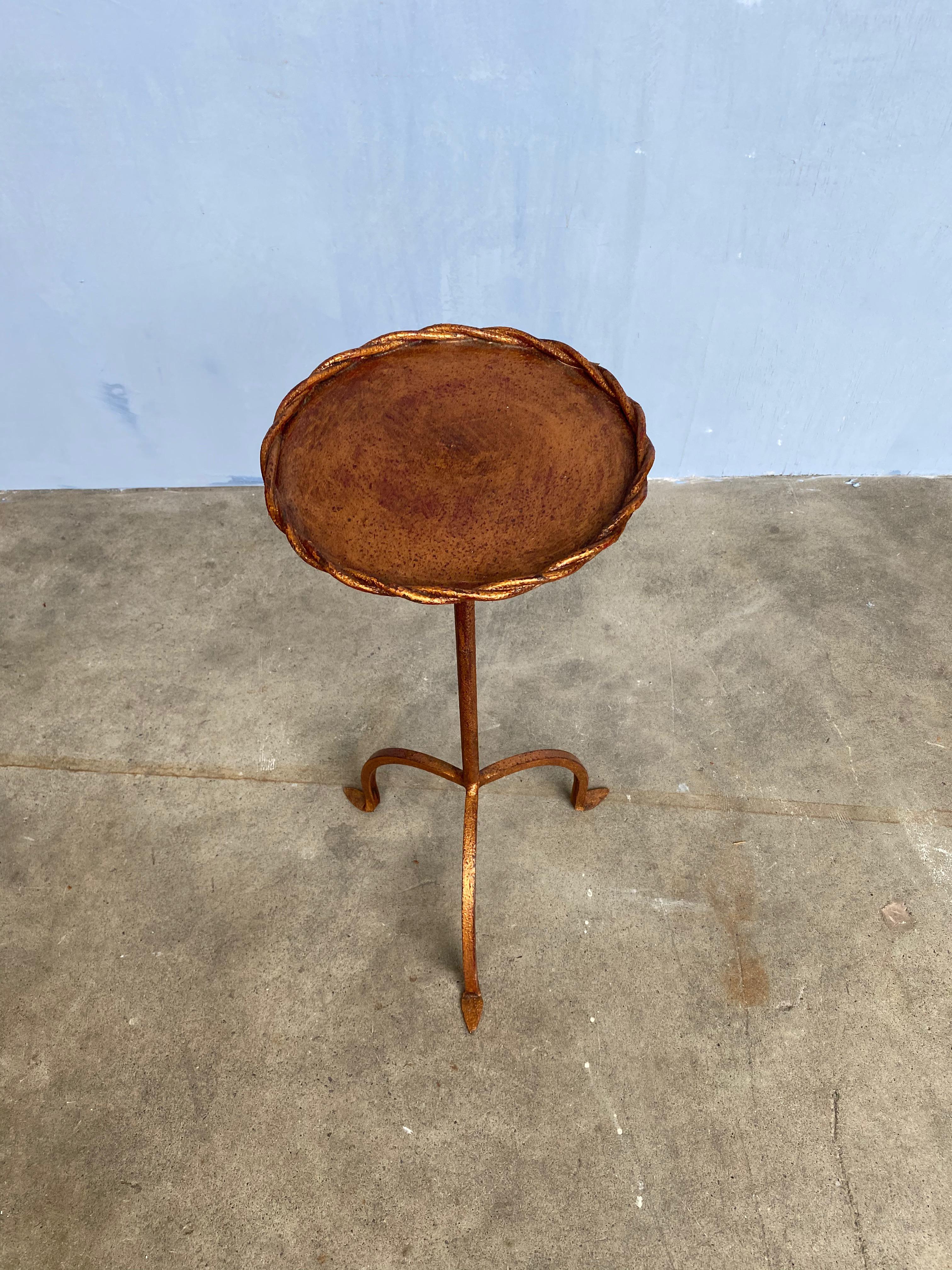 Spanish Gilt Iron Martini Side Table In Good Condition In Buchanan, NY
