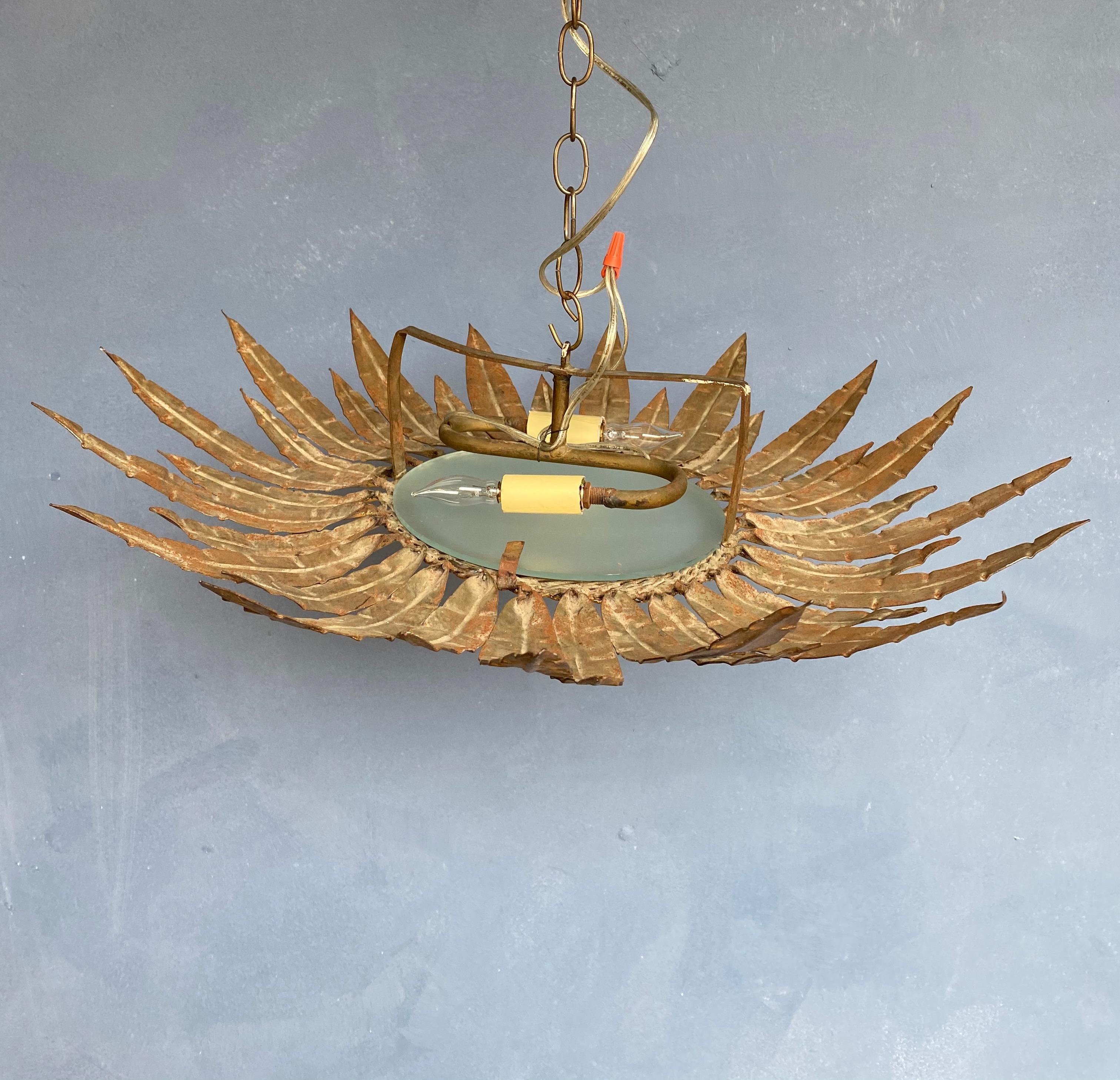 Spanish Gilt Metal Ceiling Fixture with Double Feather Design For Sale 7