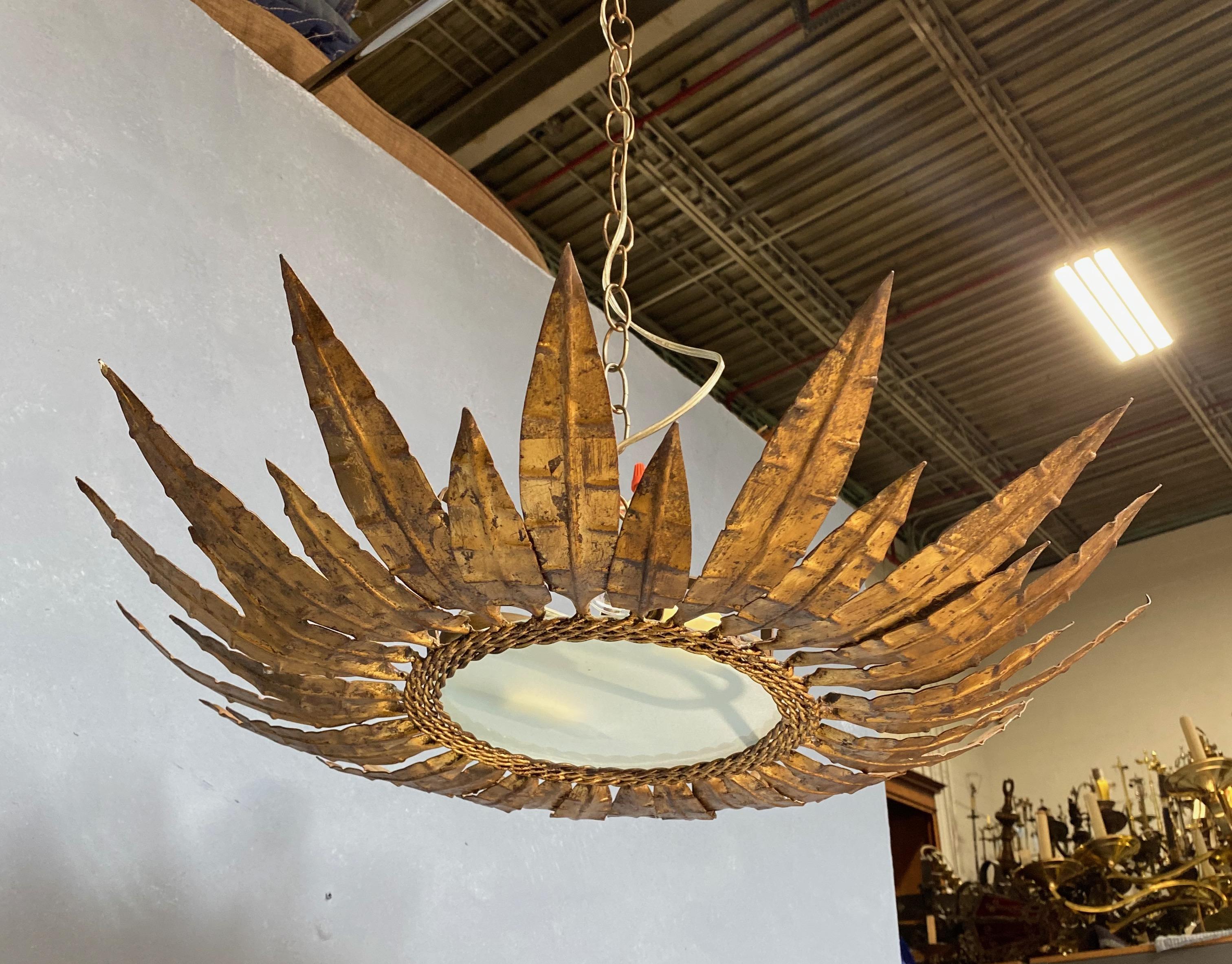 Spanish Gilt Metal Ceiling Fixture with Double Feather Design For Sale 4