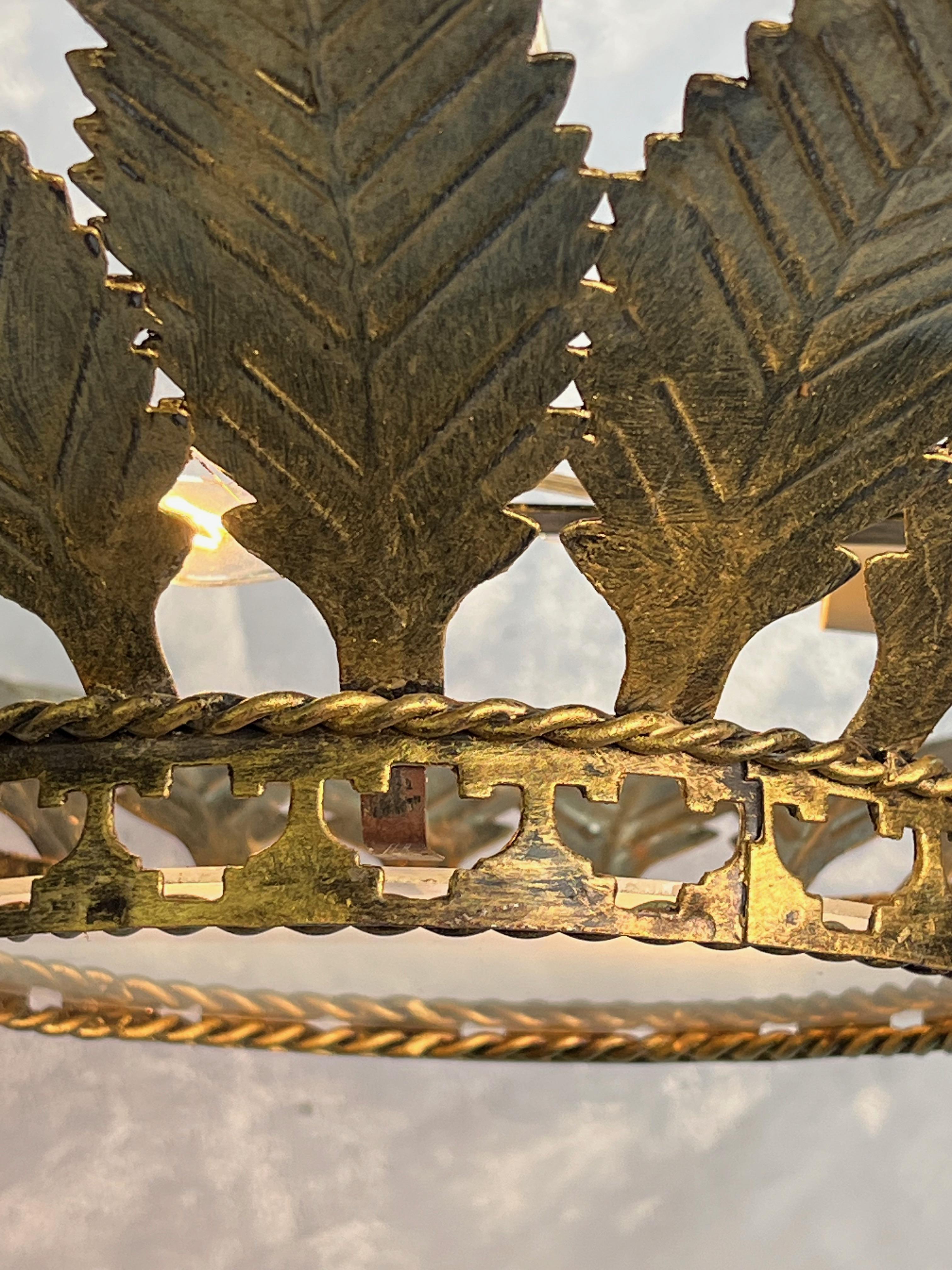 Spanish Gilt Metal Ceiling Fixture with Feathered Leaves For Sale 1
